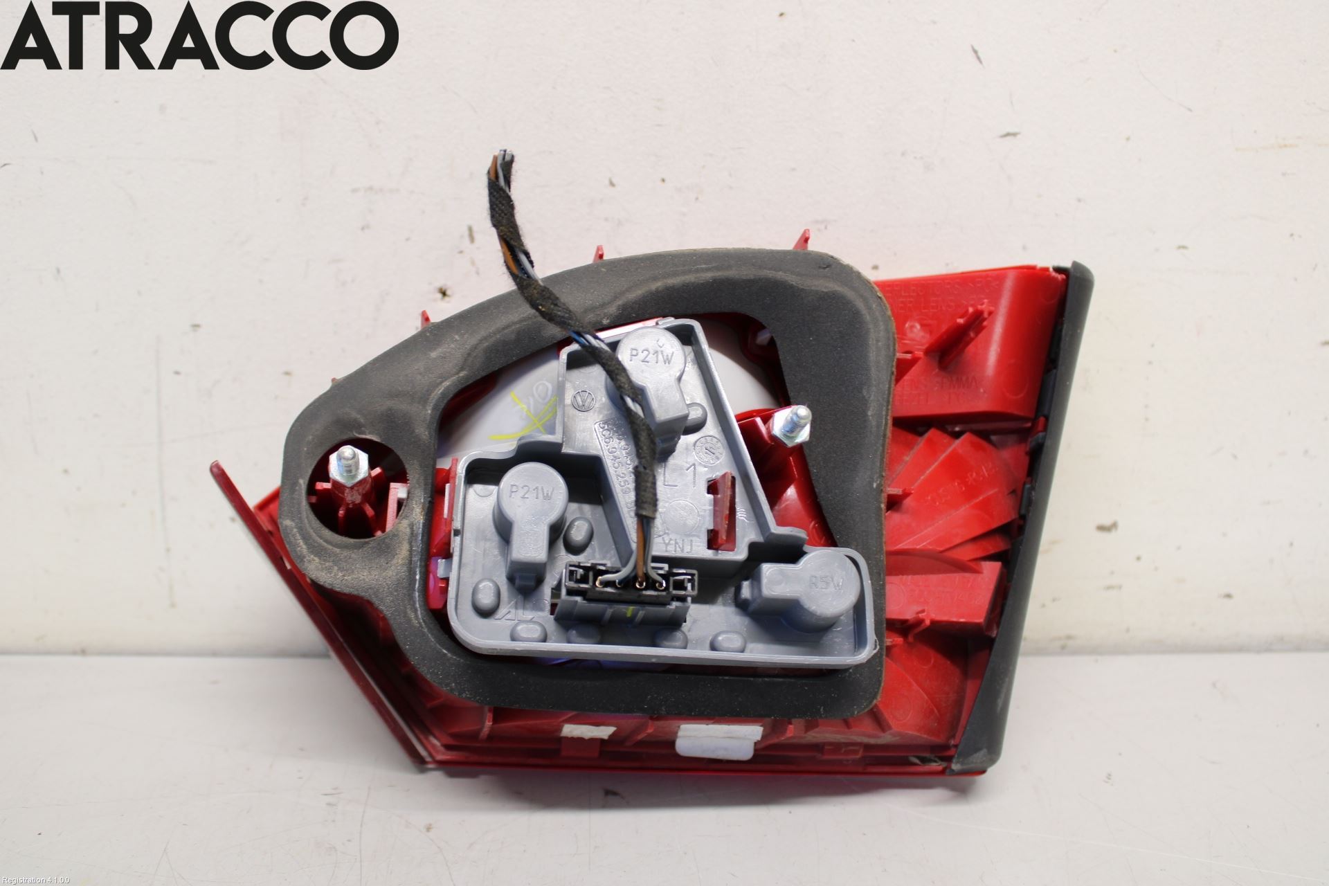 Volkswagen VW JETTA V 06-10 Baklykt Venstre  På Luke(Indre