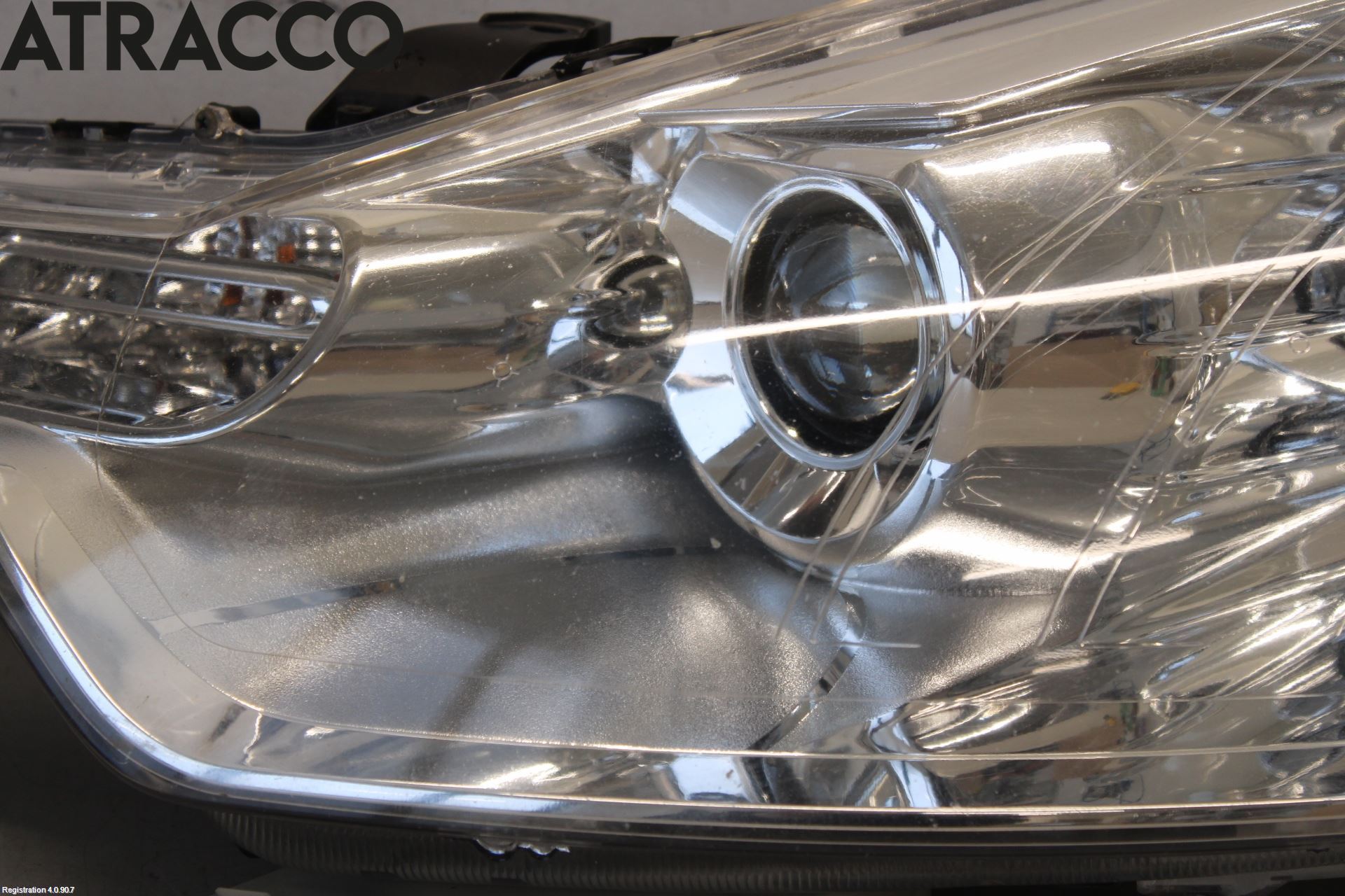 Citroen C-CROSSER Frontlykt Venstre