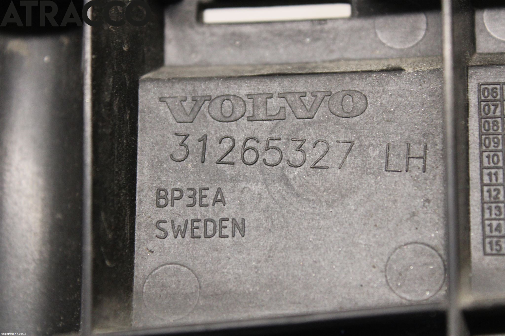 Volvo V70 08-13 Støtfangerfeste Bak Venstre