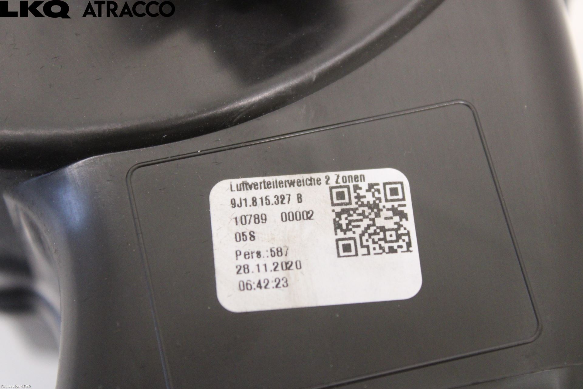 Porsche TAYCAN 20- Luftstyring Front