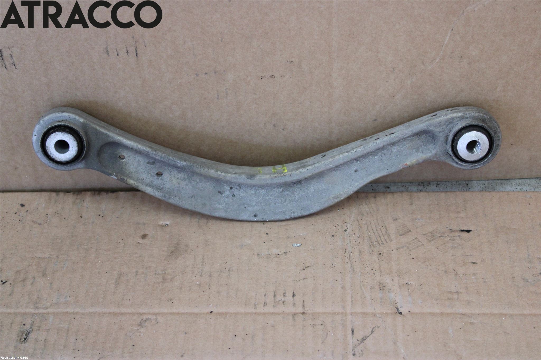 Mercedes-Benz MB C-KLASS (W205) 14-21 Bærearm Bak Høyre Øvre