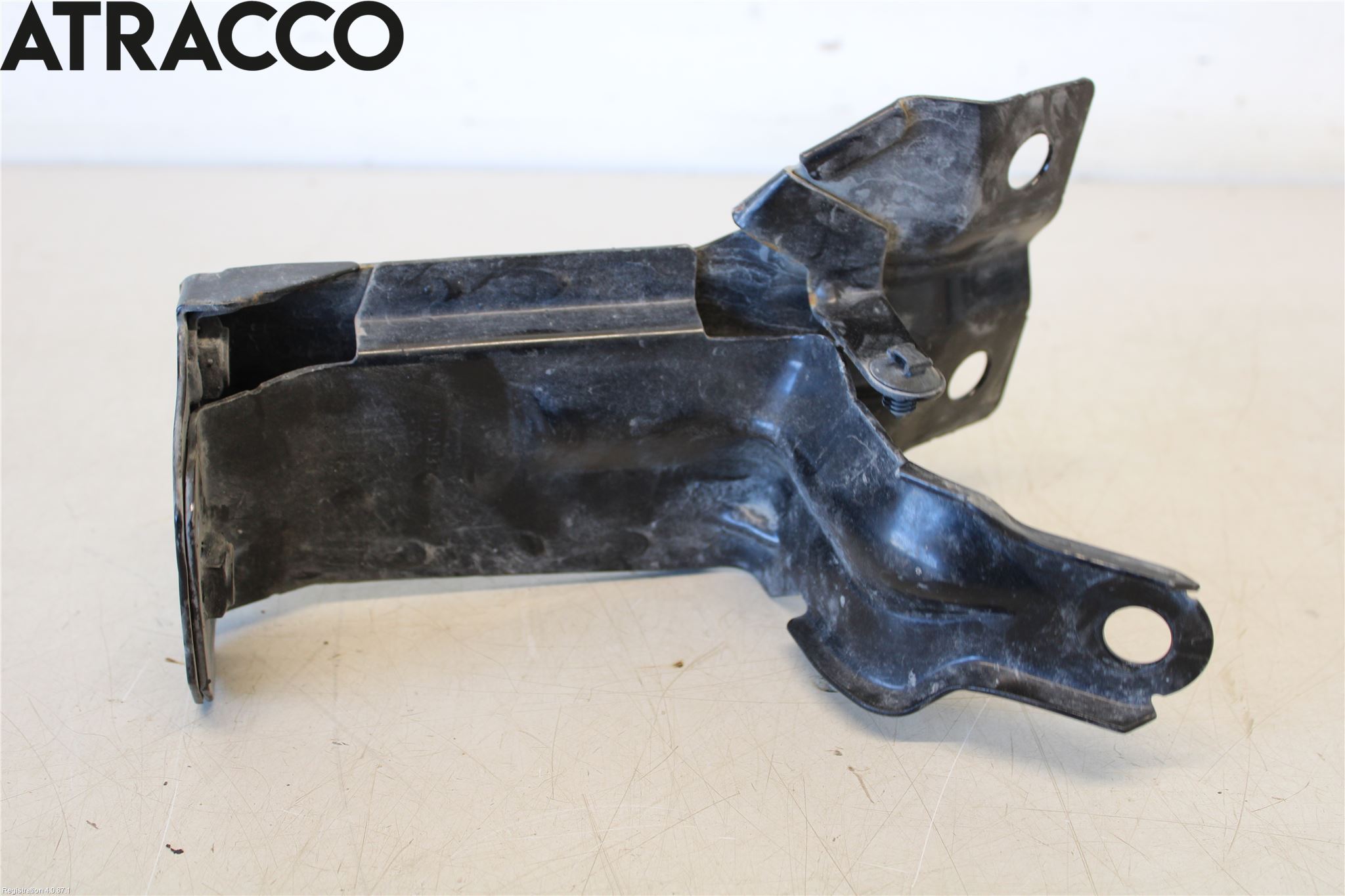 Volvo XC60 09-13 Radiator Feste - Ramme - Bjelk