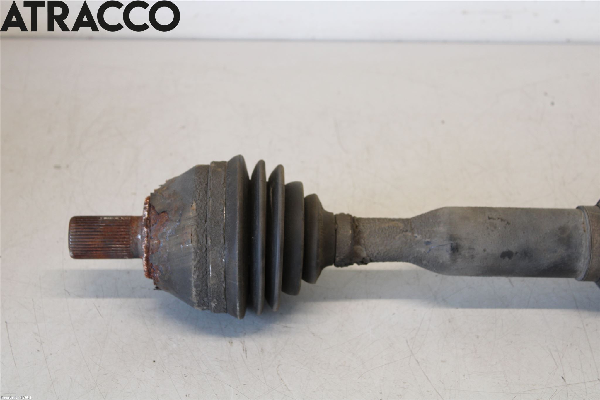 Volvo XC70 08-13 Drivaksel Foran Kompl Høyre