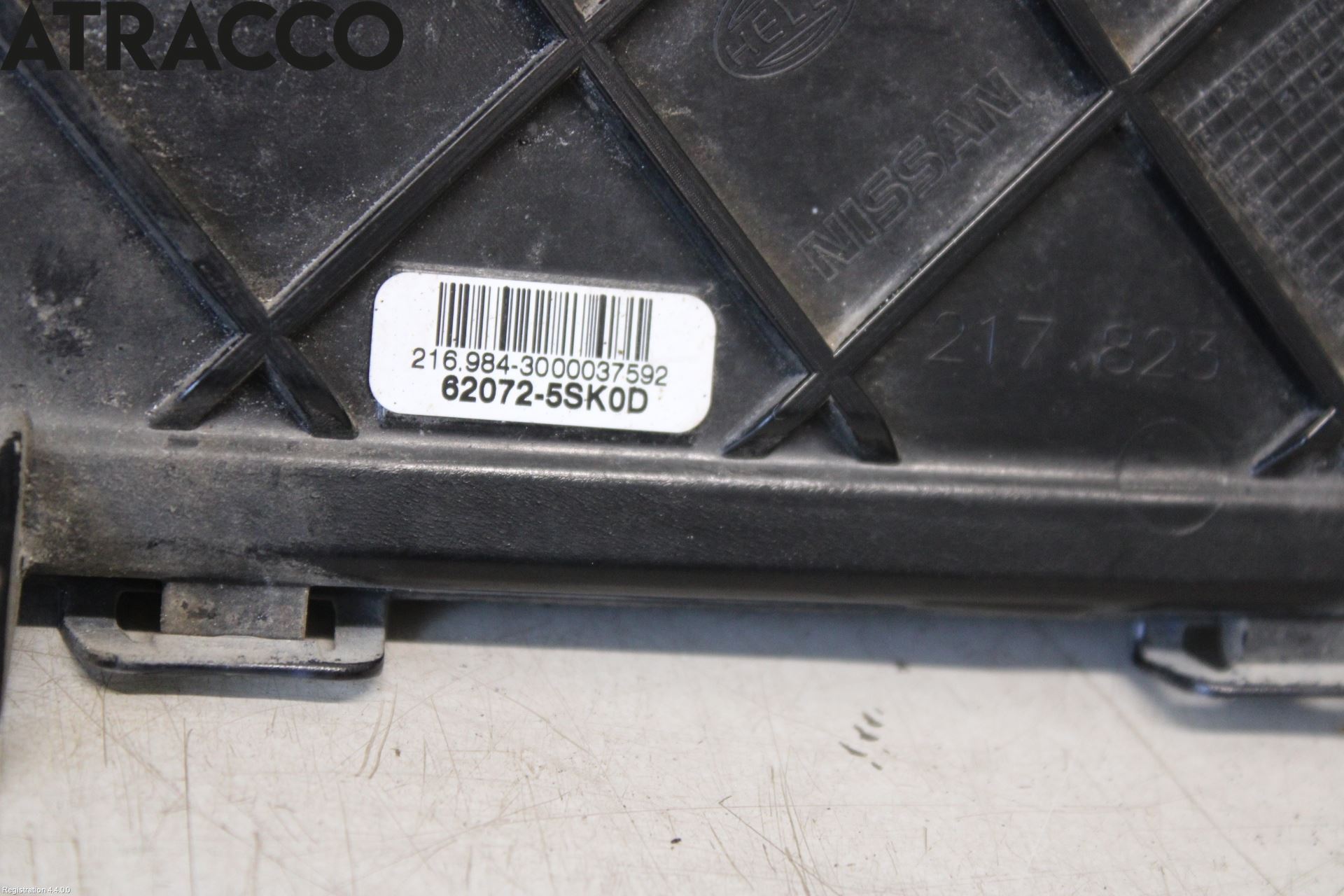 Nissan LEAF 18- Grill Komplett