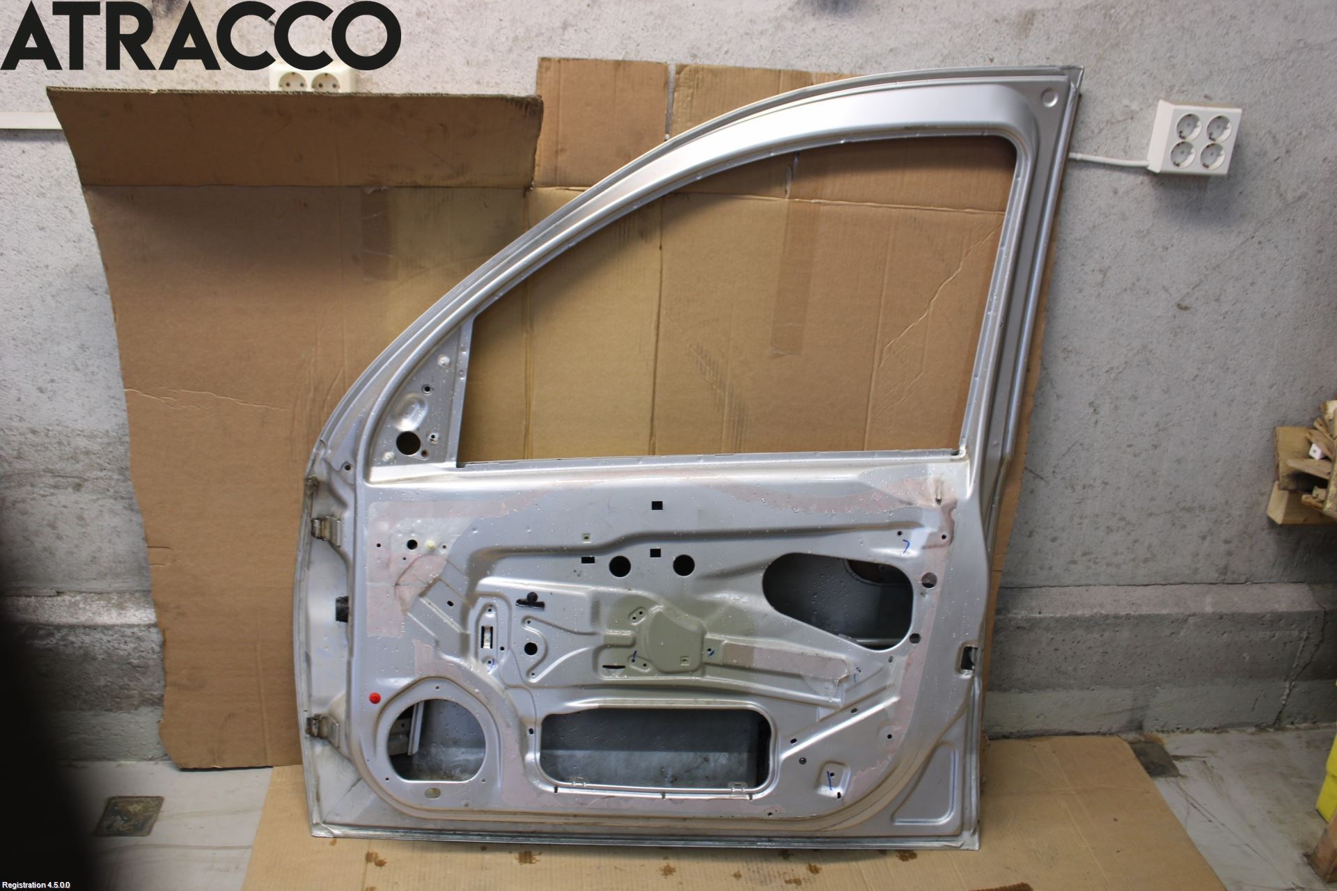 Opel COMBO 02-12 Dør 4D Foran Høyre