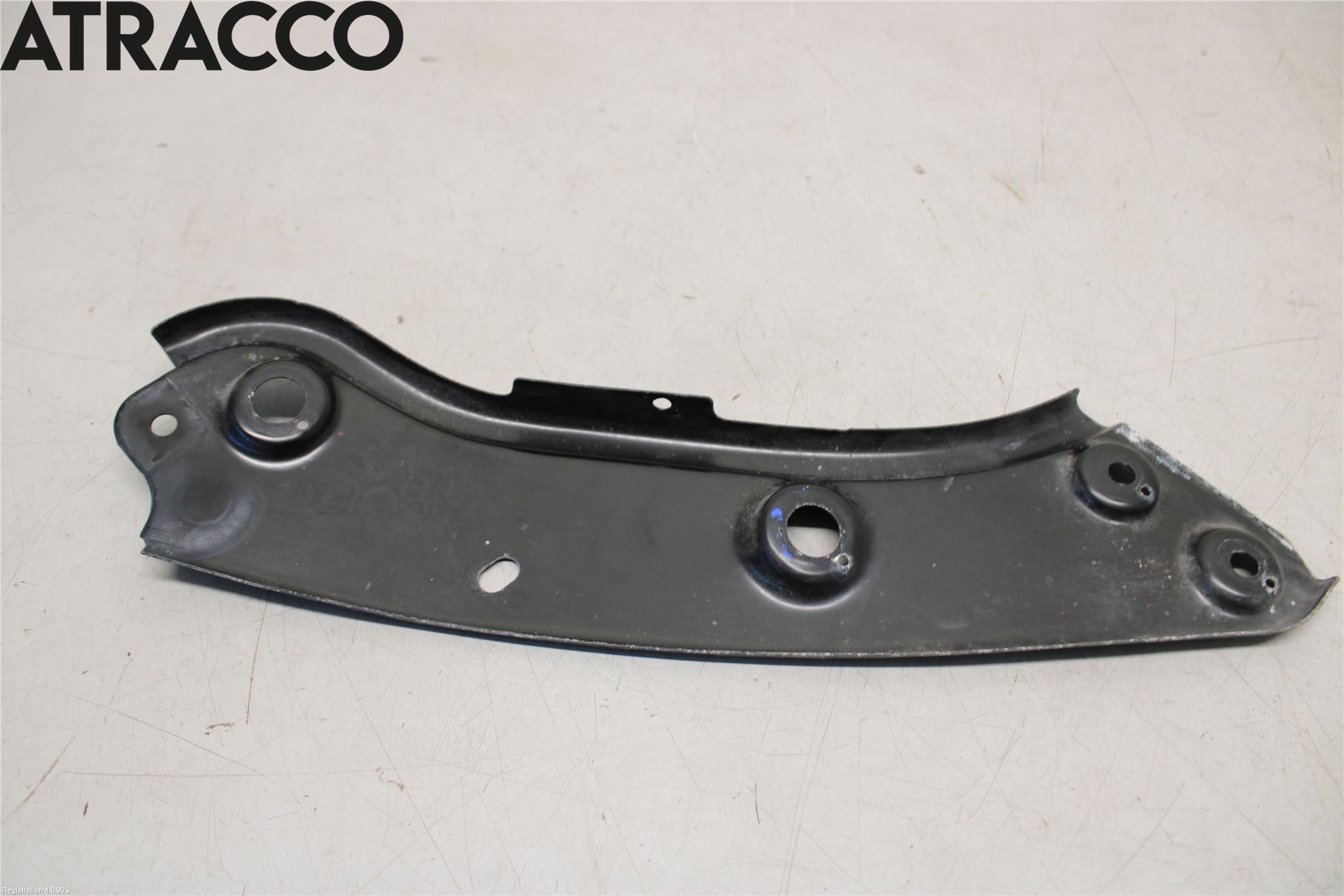 Volkswagen VW CADDY      04-10 Front Øvrig