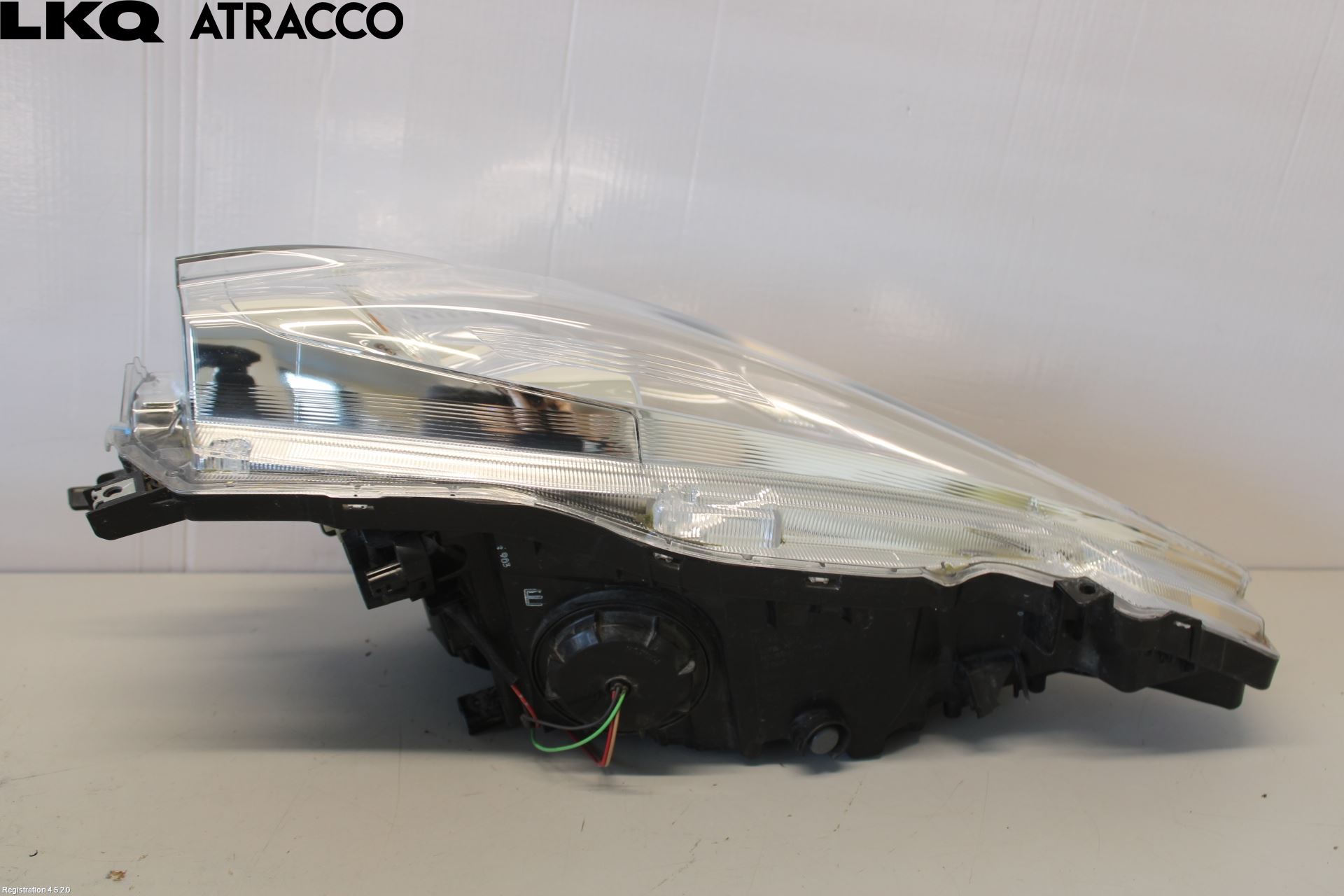 Nissan LEAF 11-17 Frontlykt Venstre