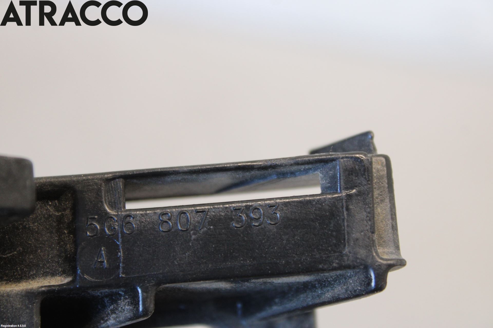 Volkswagen VW GOLF / E-GOLF VII 13-20 Støtfanger Bak Feste