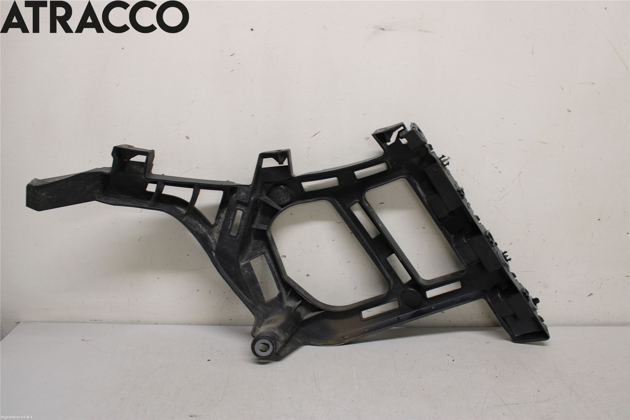 Peugeot 3008 17-24 Støtfangerfeste Bak Høyre