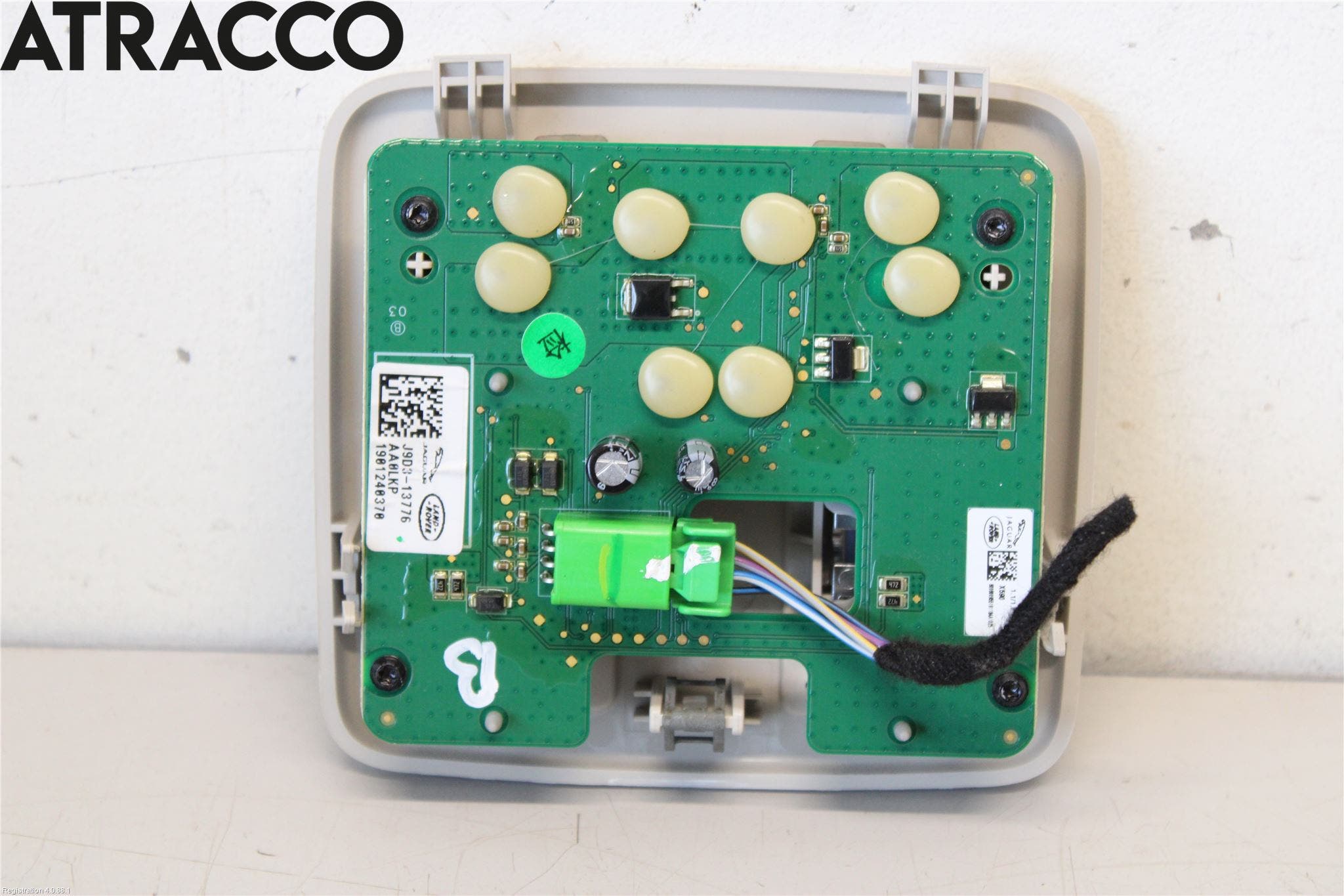 Jaguar I-PACE 18- Innr Taklys