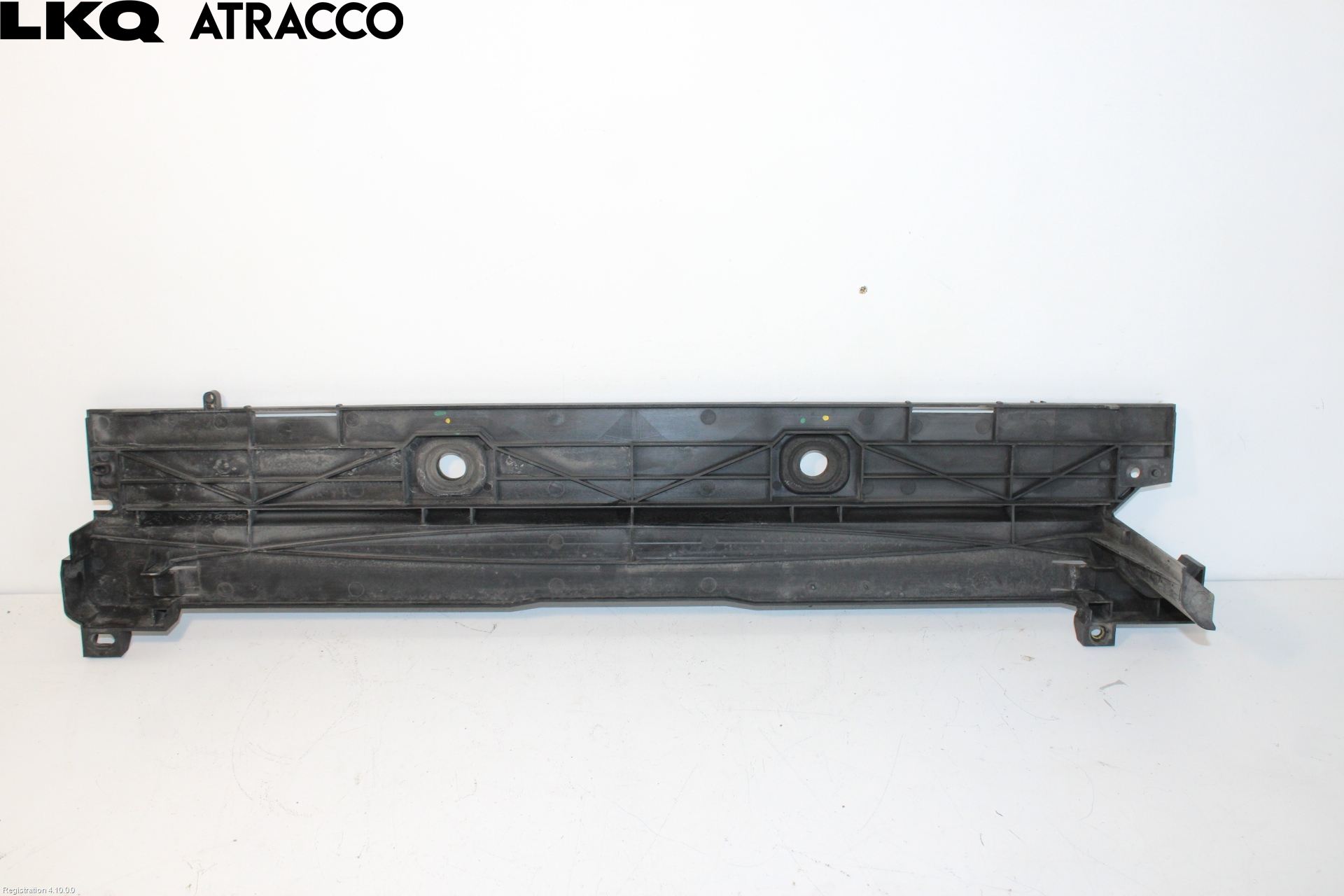 BMW 5 F10/F11/F18 09-17 Radiator Feste - Ramme - Bjelk