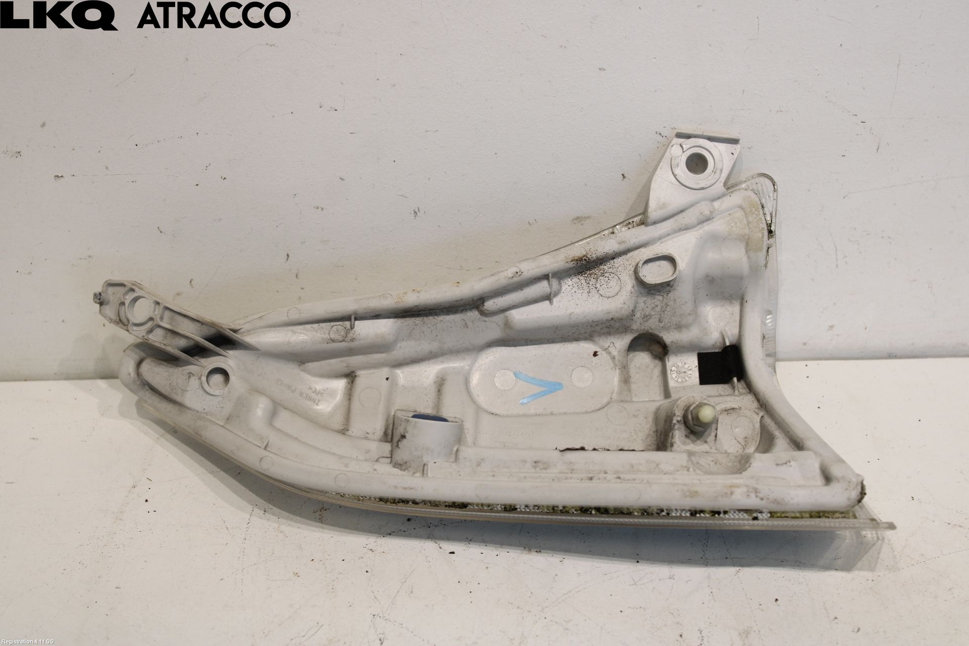 Nissan LEAF 11-17 Frontlykt Venstre