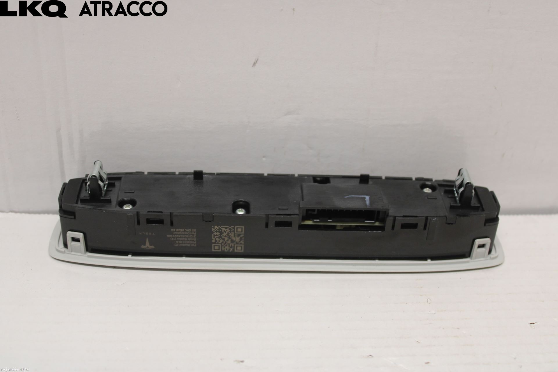 Tesla MODEL 3 17- Innr Taklys