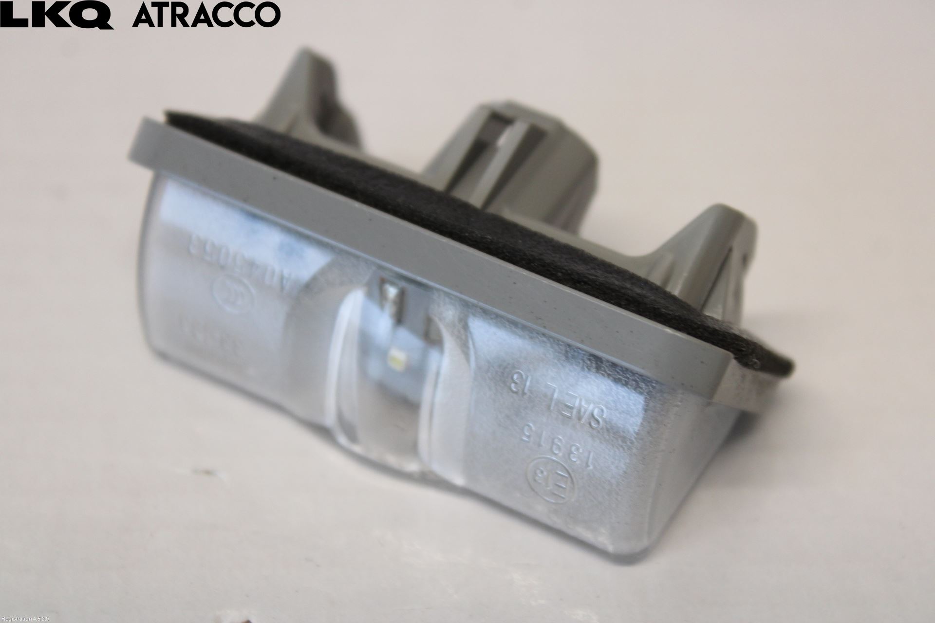 Toyota bZ4X EA10 22- Skilt Belysning