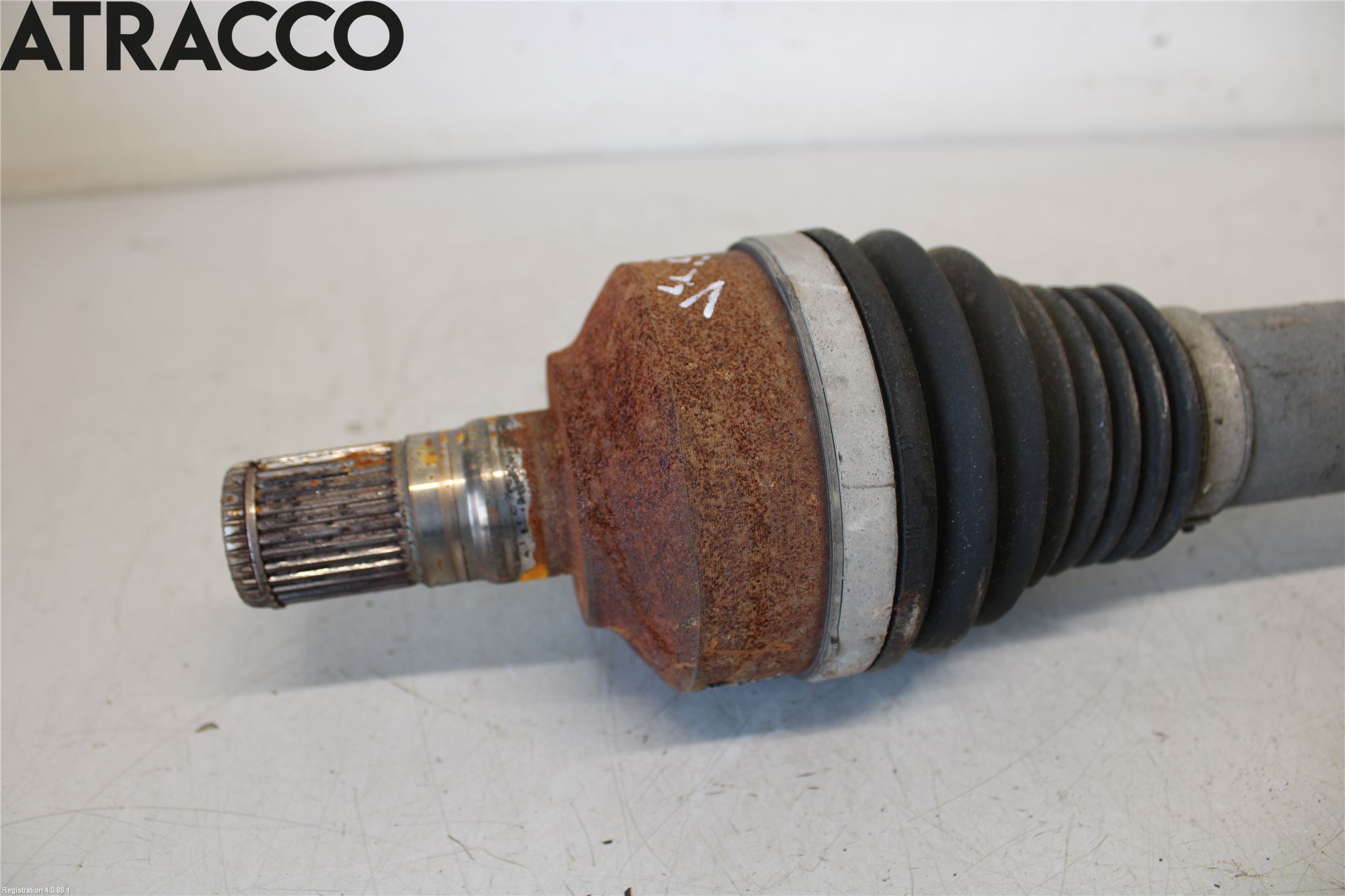 Volvo XC70 08-13 Drivaksel Foran Kompl Venstre