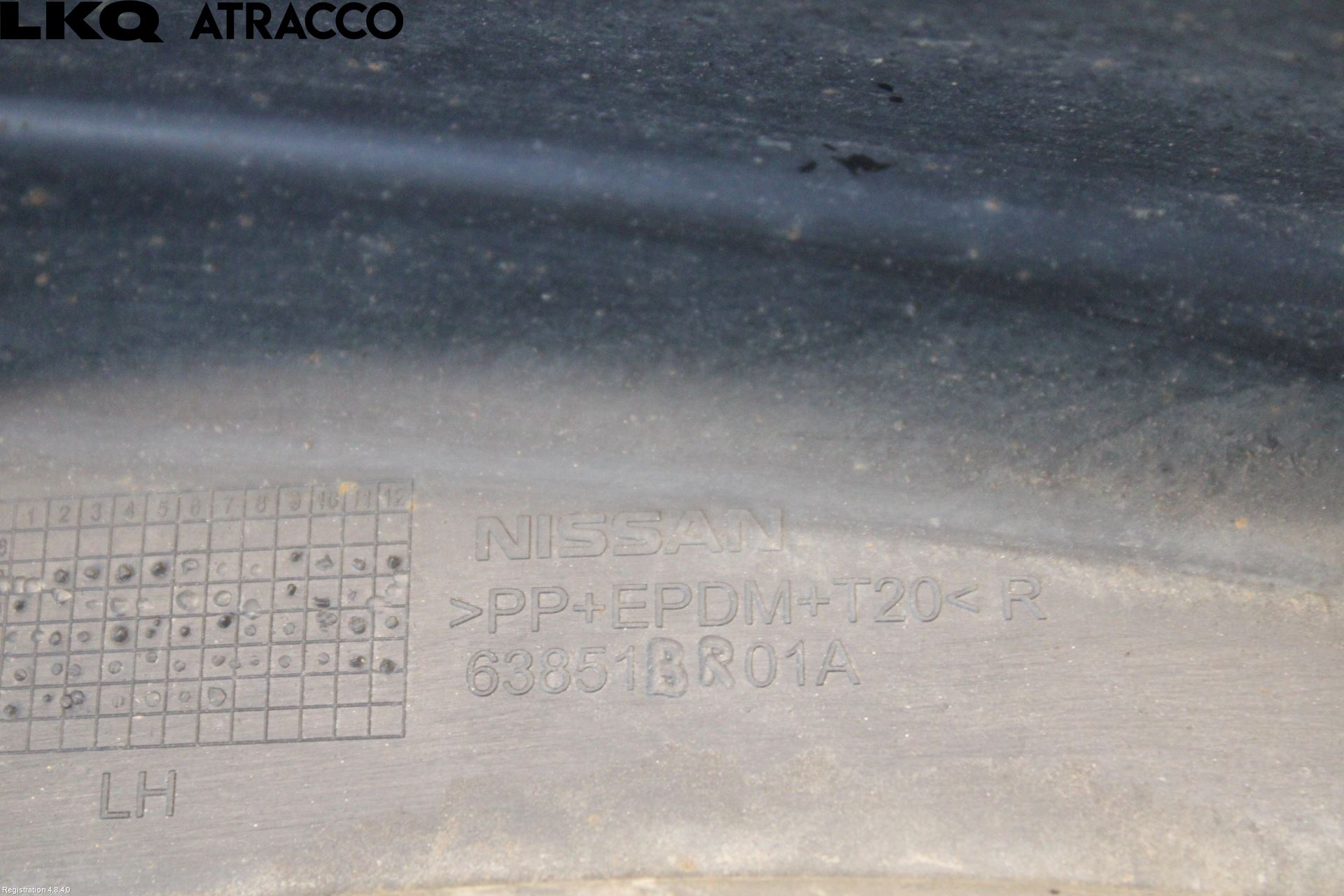 Nissan QASHQAI 10-14 Stänkskydd