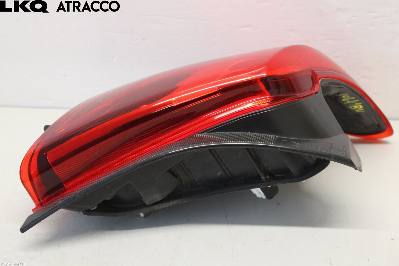 Toyota YARIS XP130 15-20 Baklykt Venstre