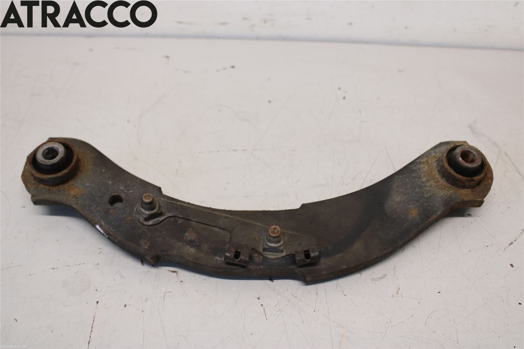 Mitsubishi OUTLANDER 13-21 Bærearm Bak  Venstre - Høyre