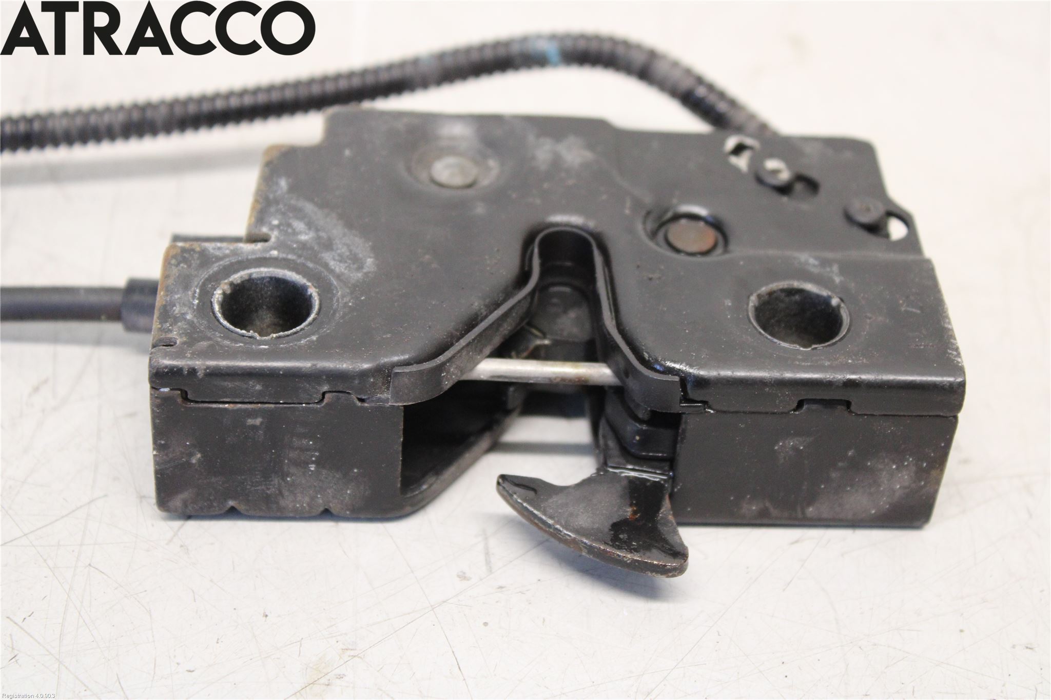 Volkswagen VW CADDY      04-10 Panserlås