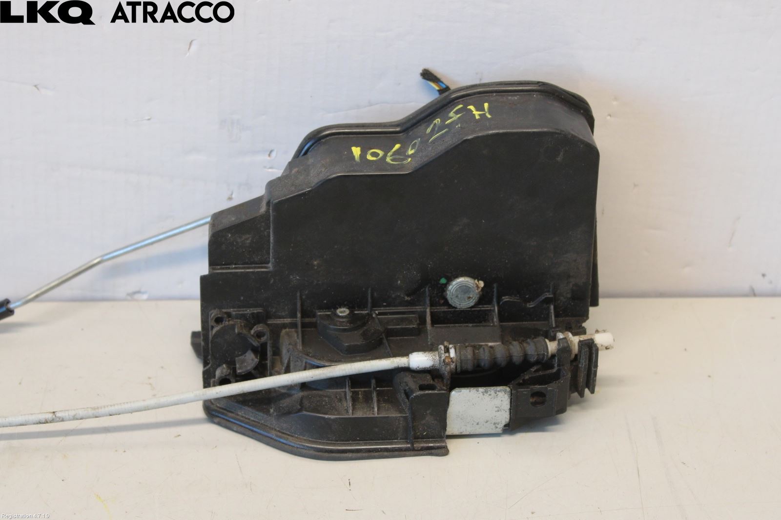 BMW 3 F30/F31/F80 12-19 Dørlås - Låsekasse