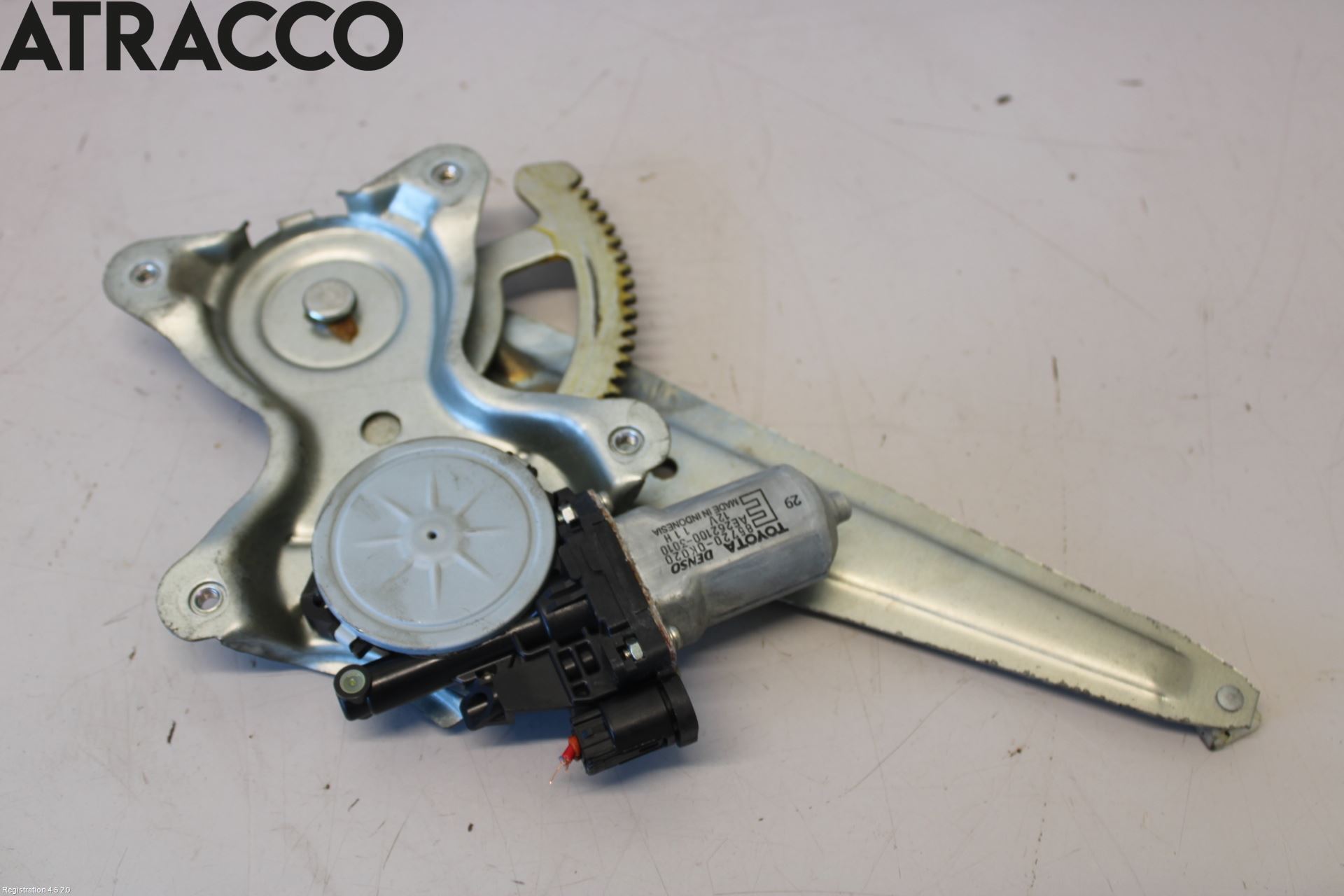 Toyota HILUX 05-16 Vindusheis El Komp