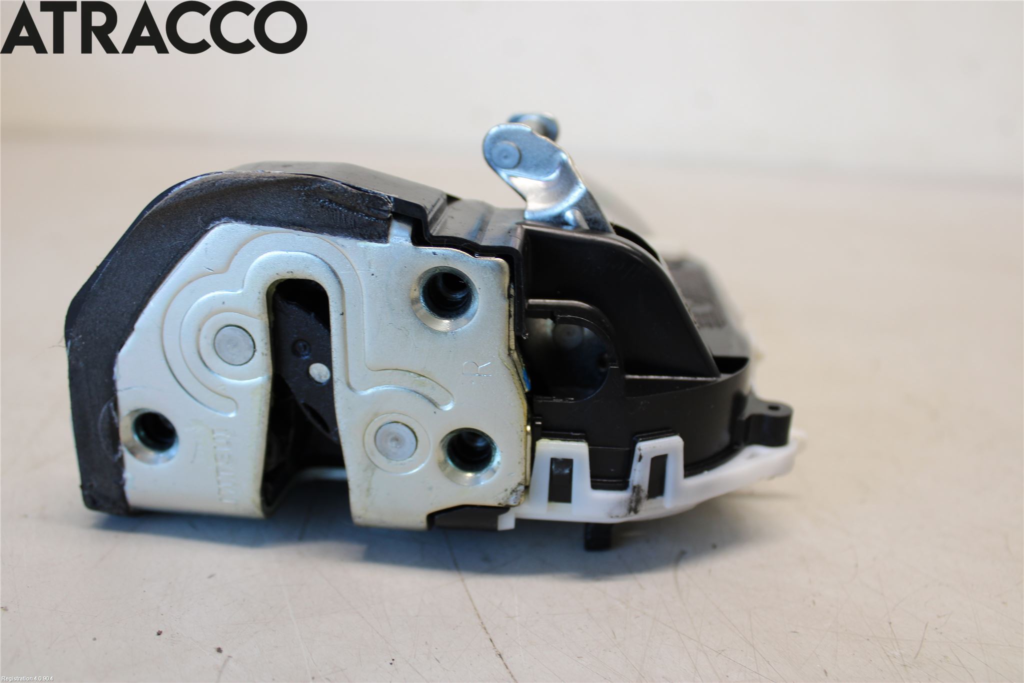 Toyota YARIS XP130 12-14 Dørlås - Låsekasse