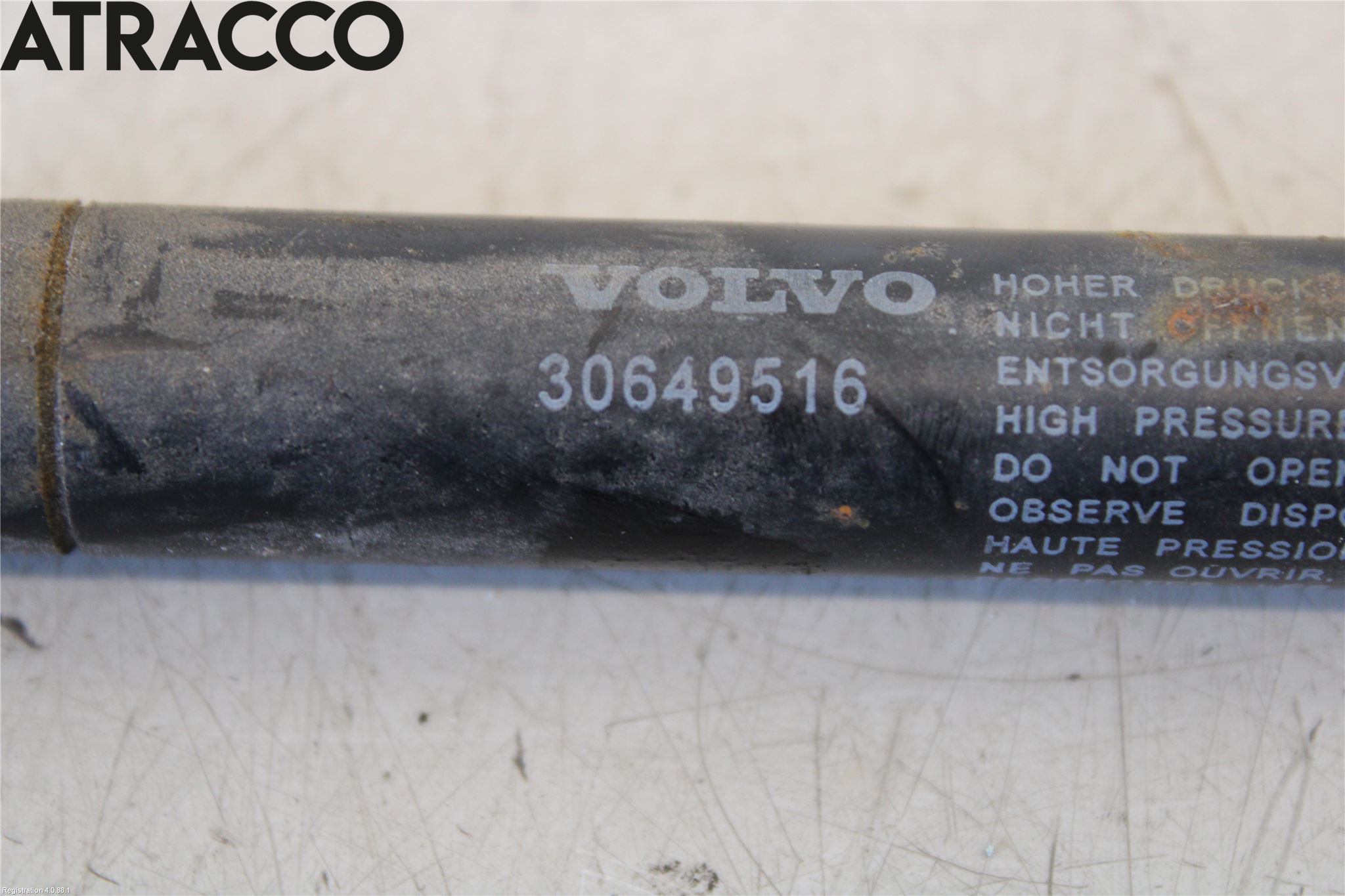 Volvo XC70 08-13 Panser Demper-Gassfjær