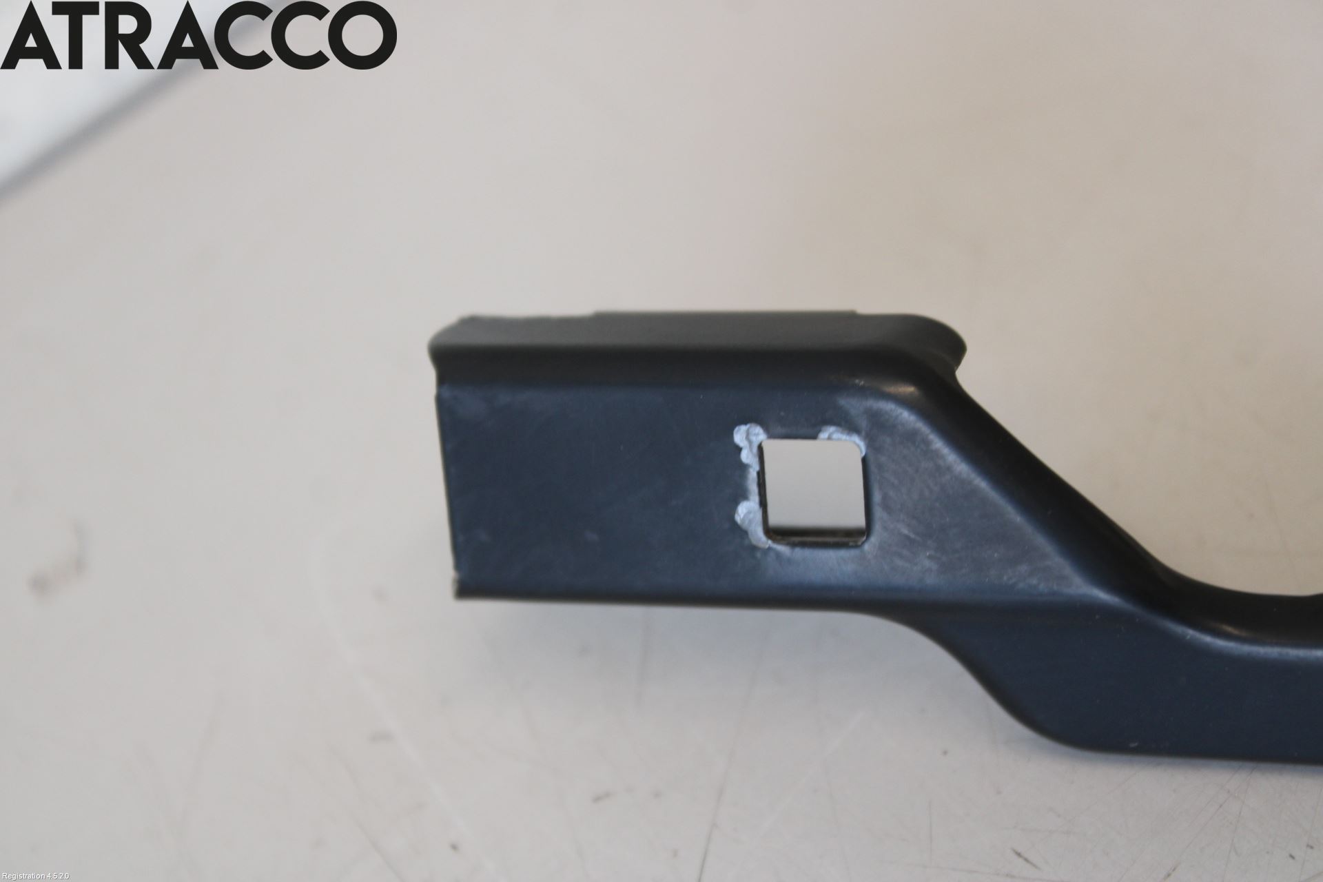 Volvo V70 14-16 Viskerarm-Armer Frontrute