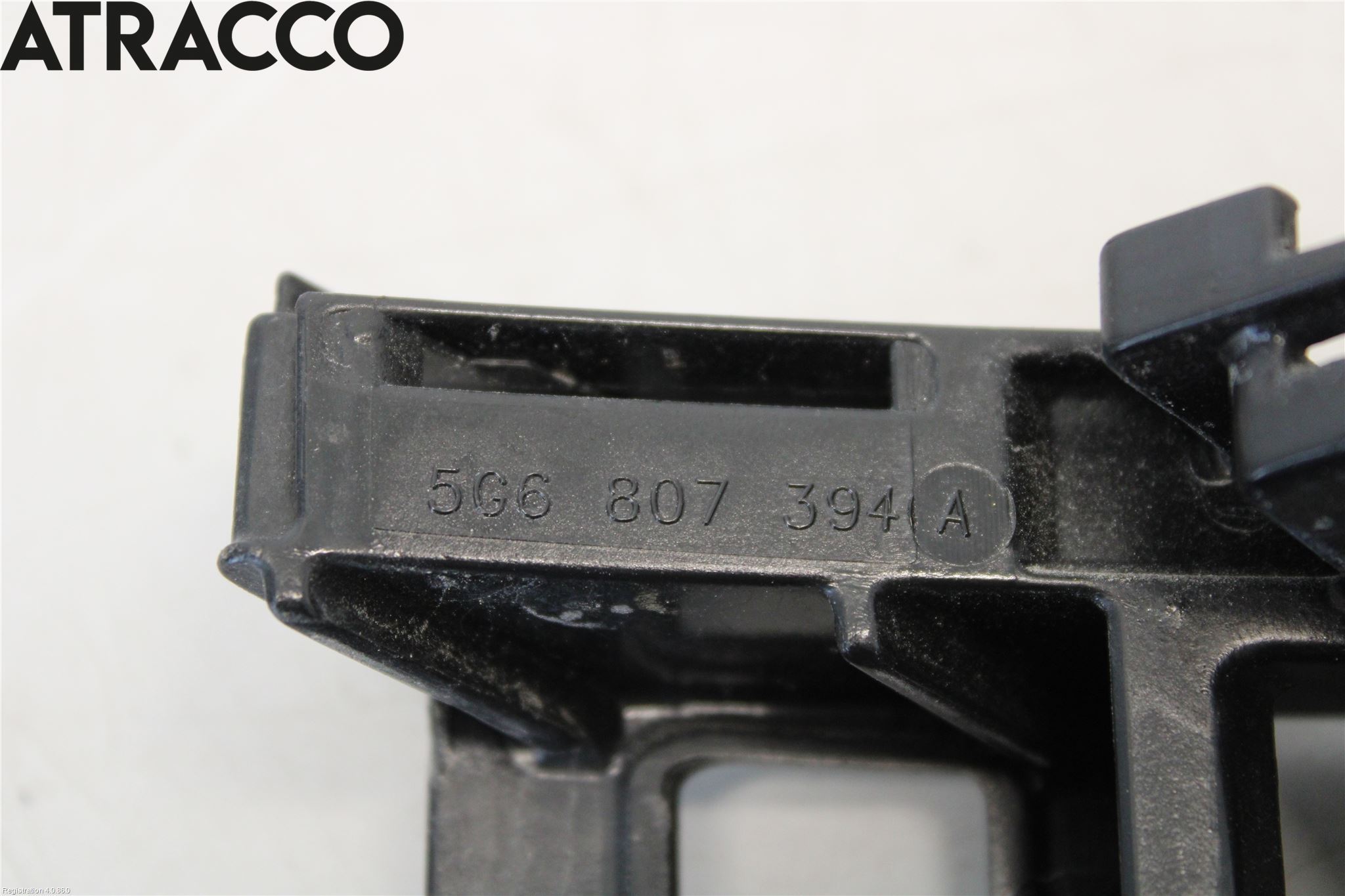 Volkswagen VW GOLF / E-GOLF VII 13-20 Støtfanger Bak Feste