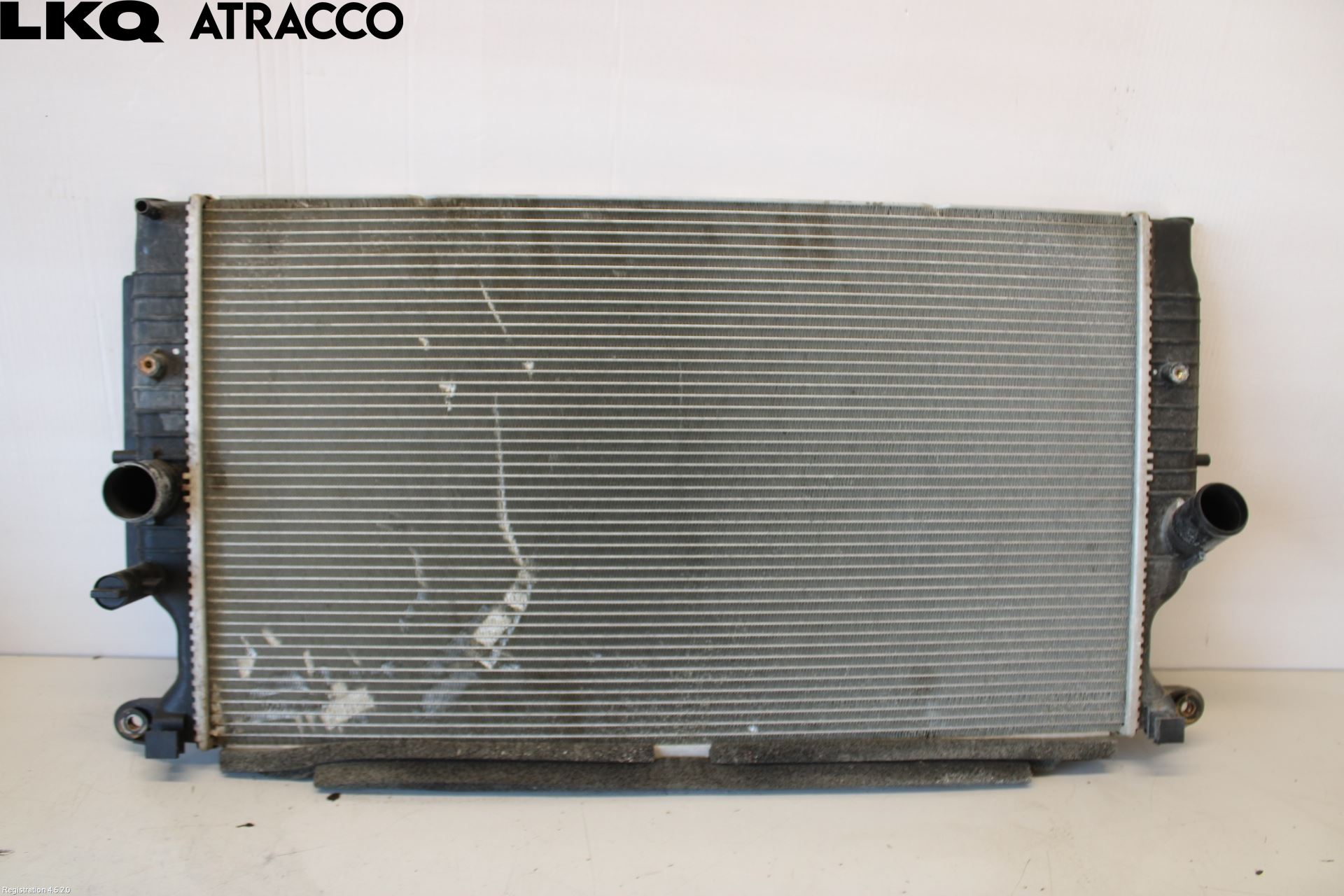 Toyota AVENSIS 09-15 Radiator Manuell