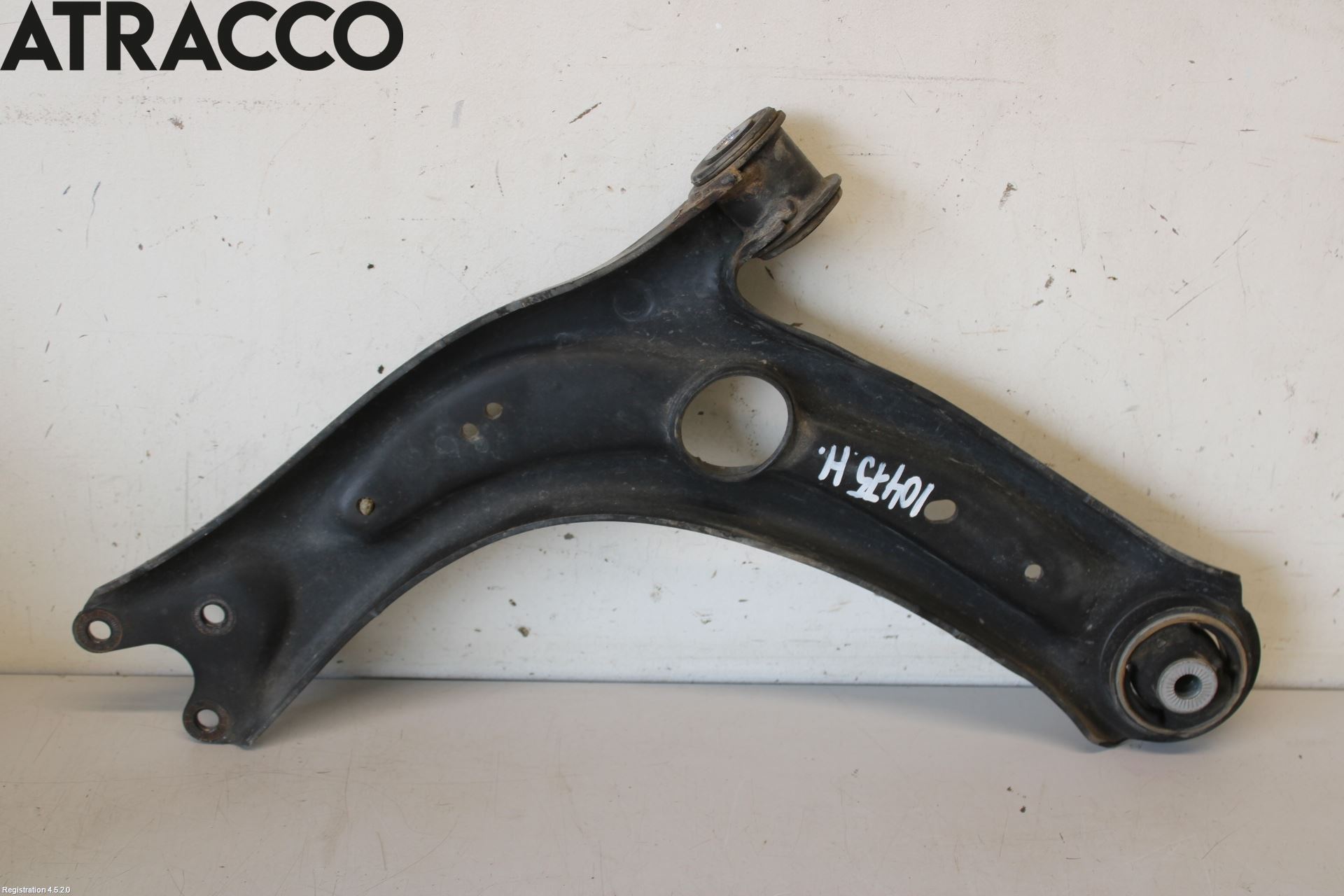 Volkswagen VW PASSAT 15-19 Bærearm Foran Høyre Nedre