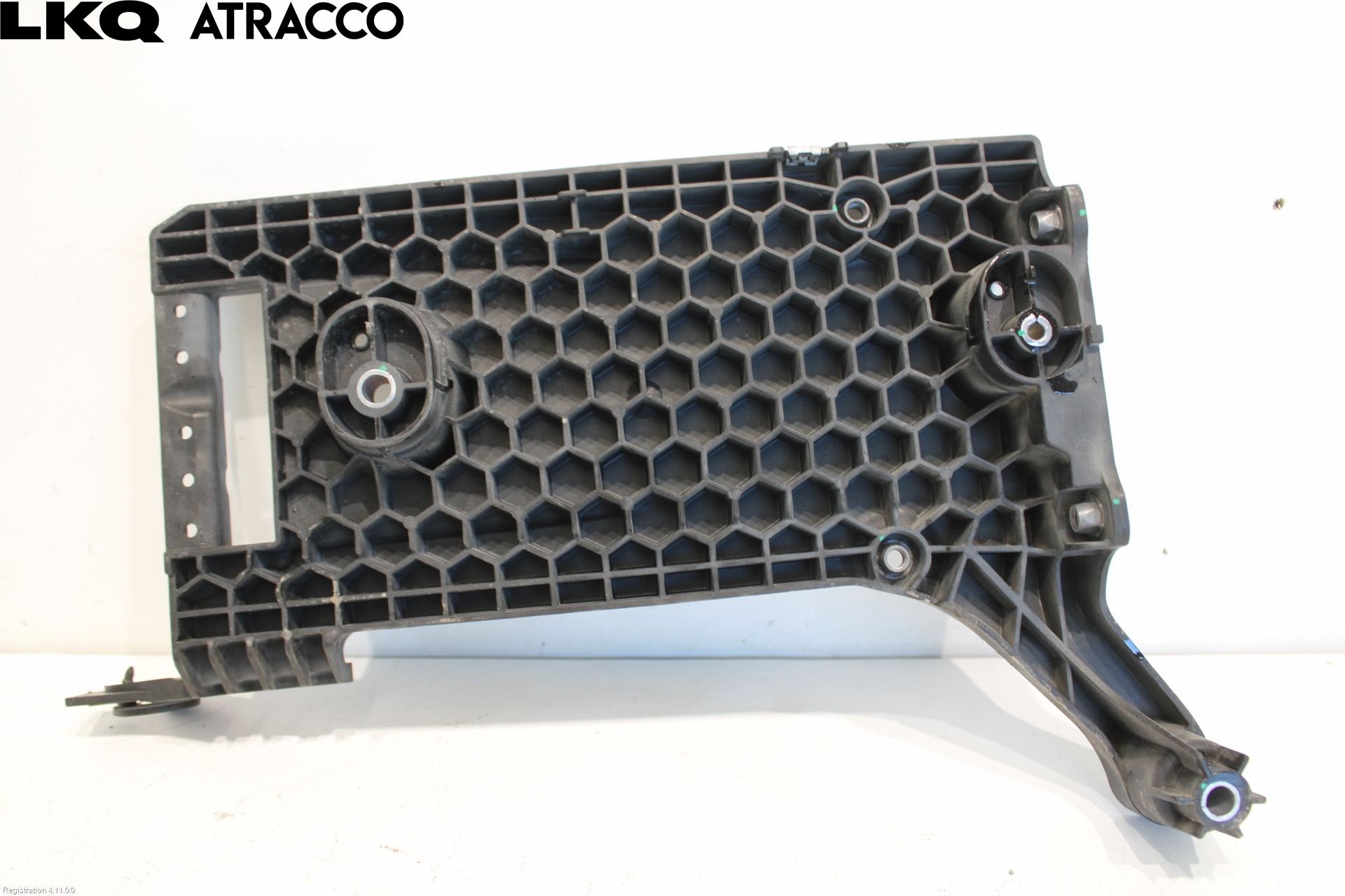 Skoda SUPERB 16-24 Batterikasse - Feste - Holder