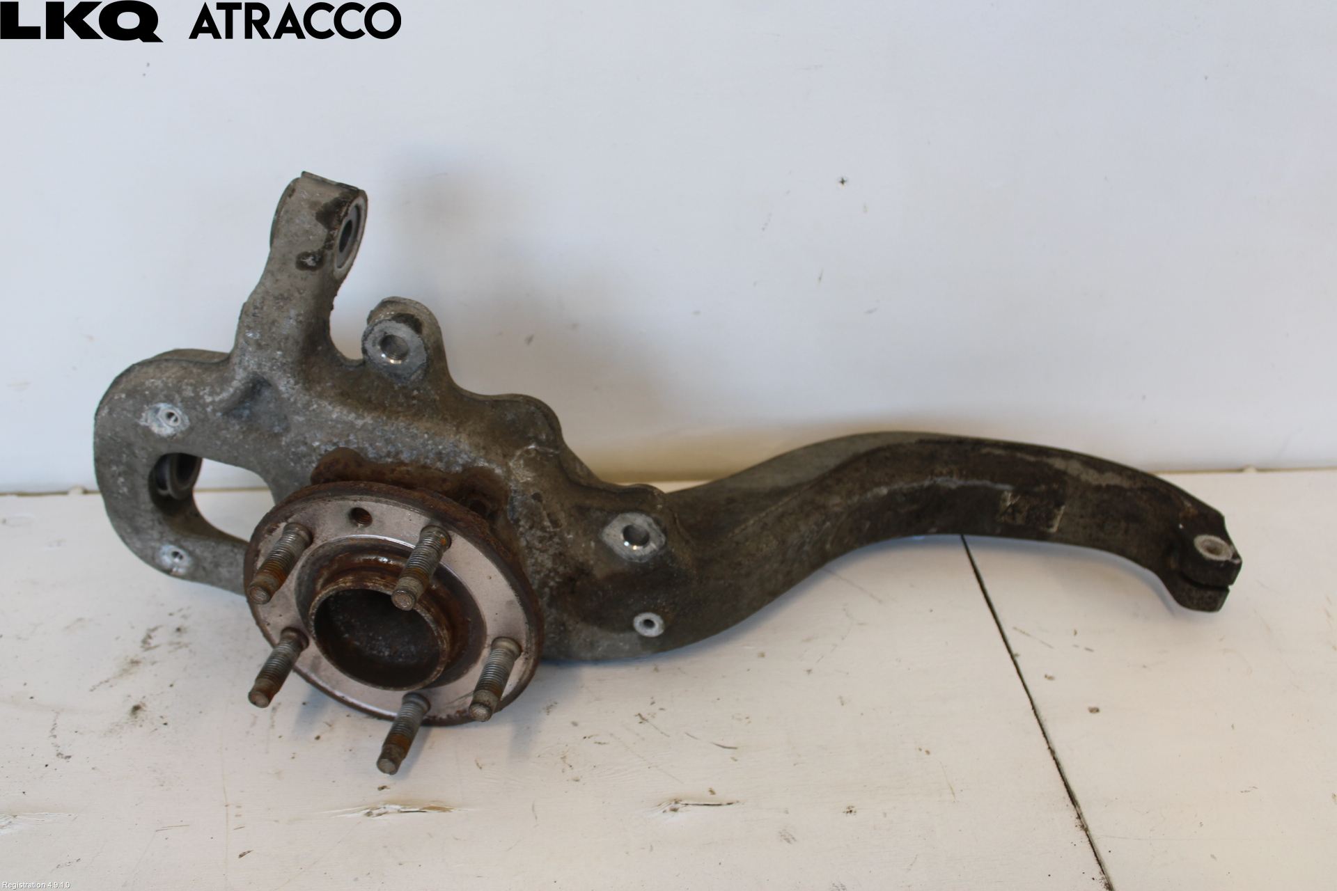 Jaguar XE (X760) 15-24 Spindel Hf