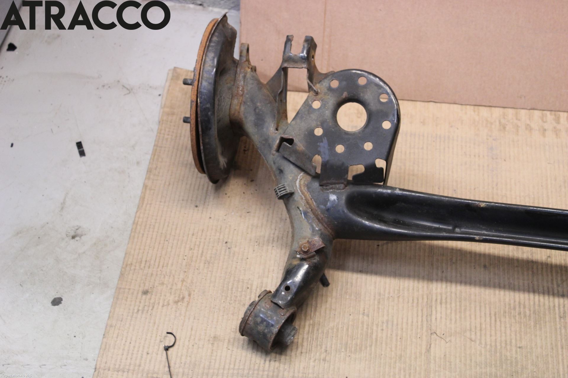 Toyota YARIS XP130 15-20 Bakaksel Feste Travers-Ramme