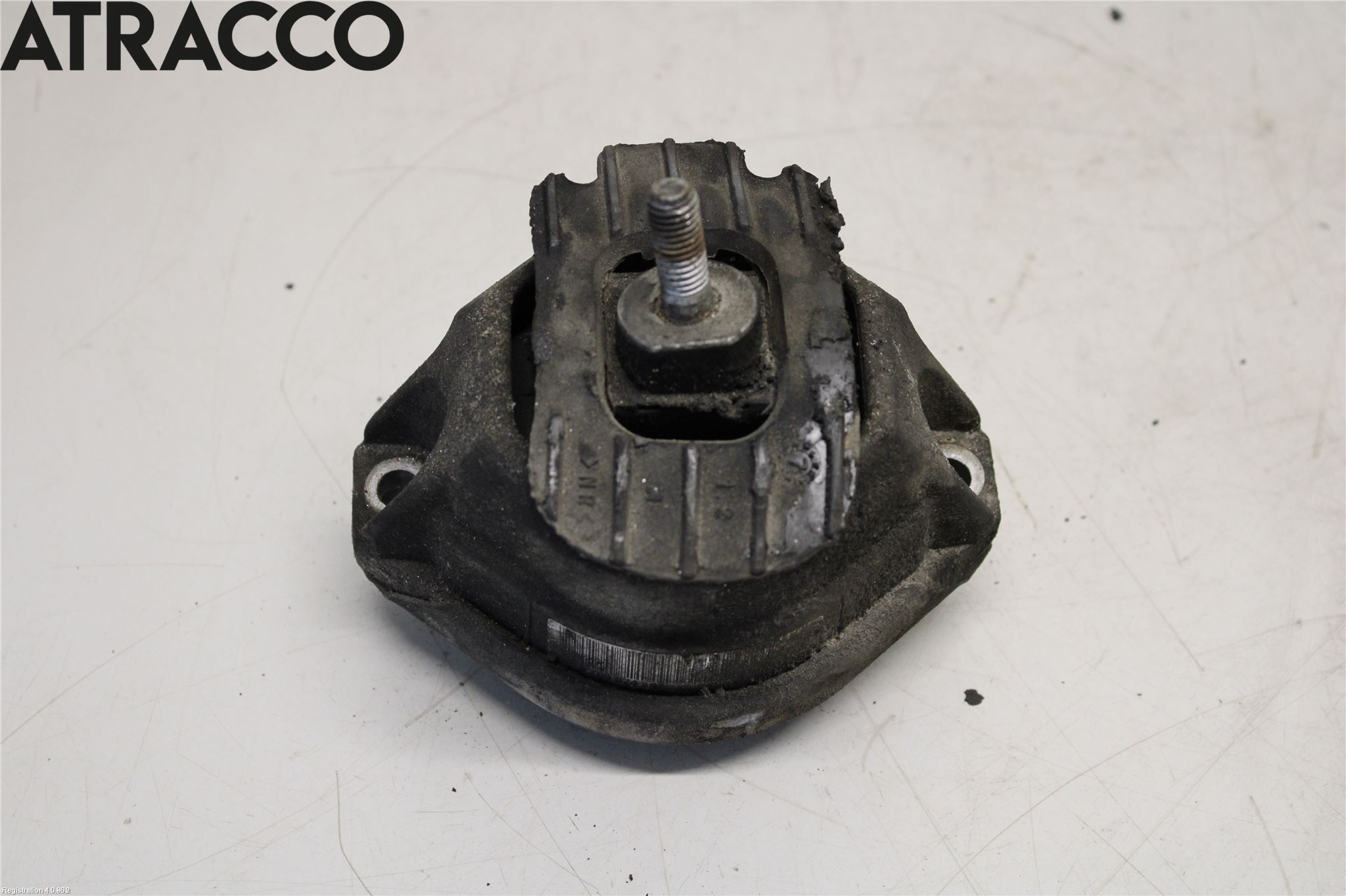 BMW 5 E60/61 Sed/Tou 02-10 Motor Feste Gummi