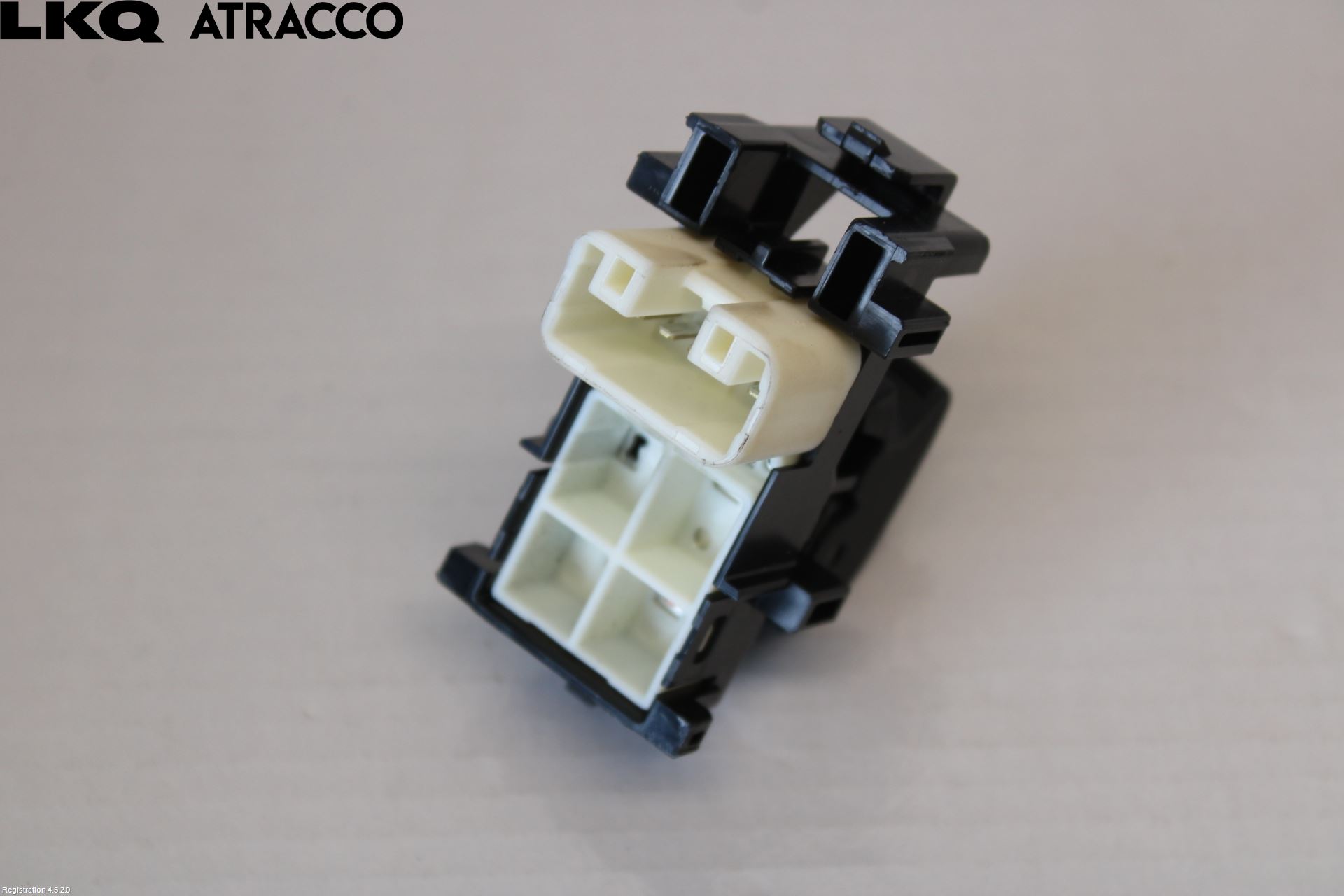 Toyota RAV4 13-18 Bryter Vindusheis