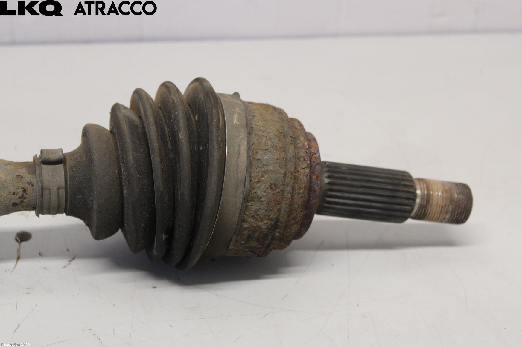 Ford TRANSIT CONNECT 09-13 Drivaksel Foran Kompl Venstre