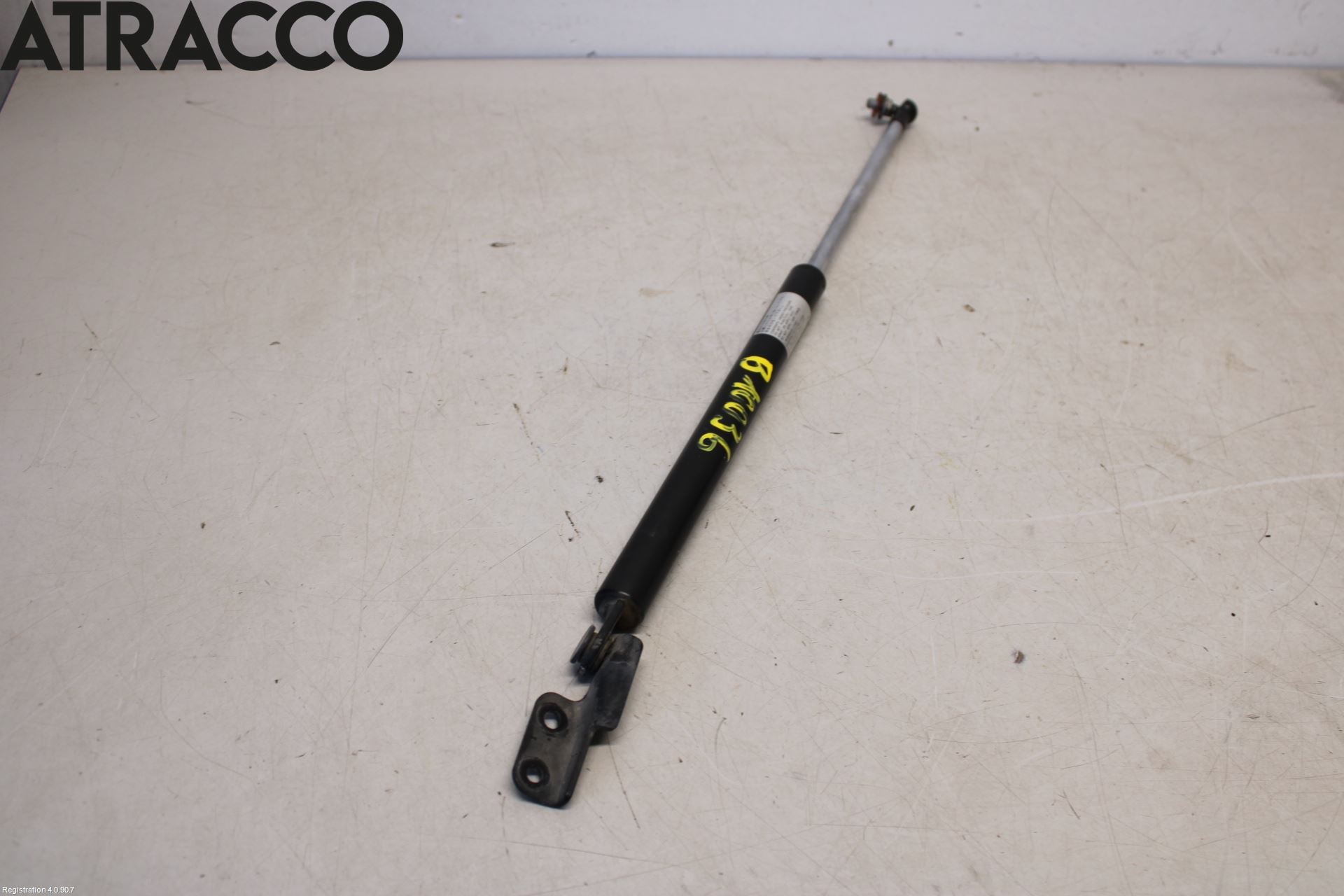 Subaru FORESTER SH  08-13 Bakluke Demper-Gassfjær