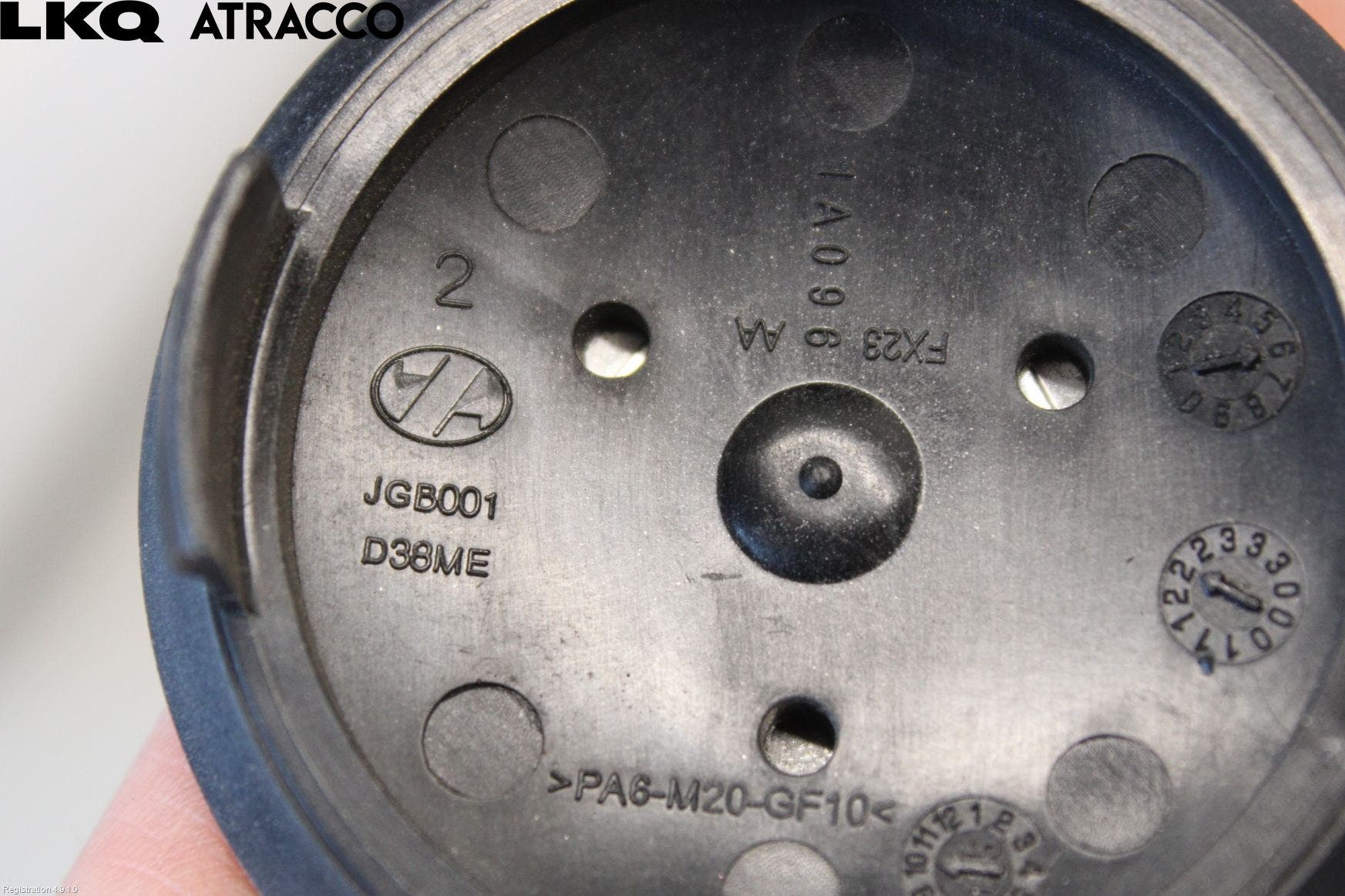 Jaguar XE (X760) 15-24 Hjulkapsel