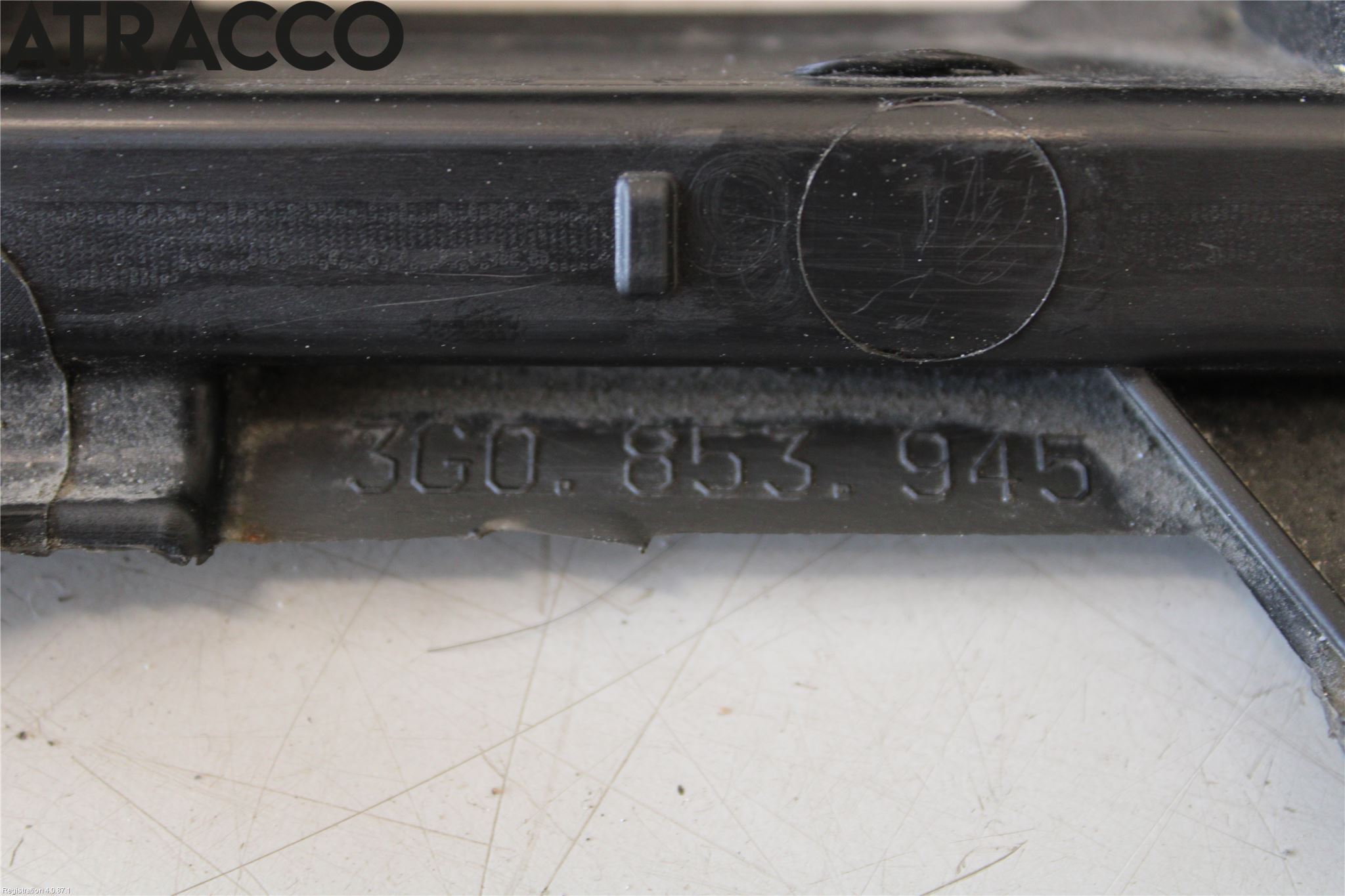 Volkswagen VW PASSAT 15-19 Kanalskjørt Venstre