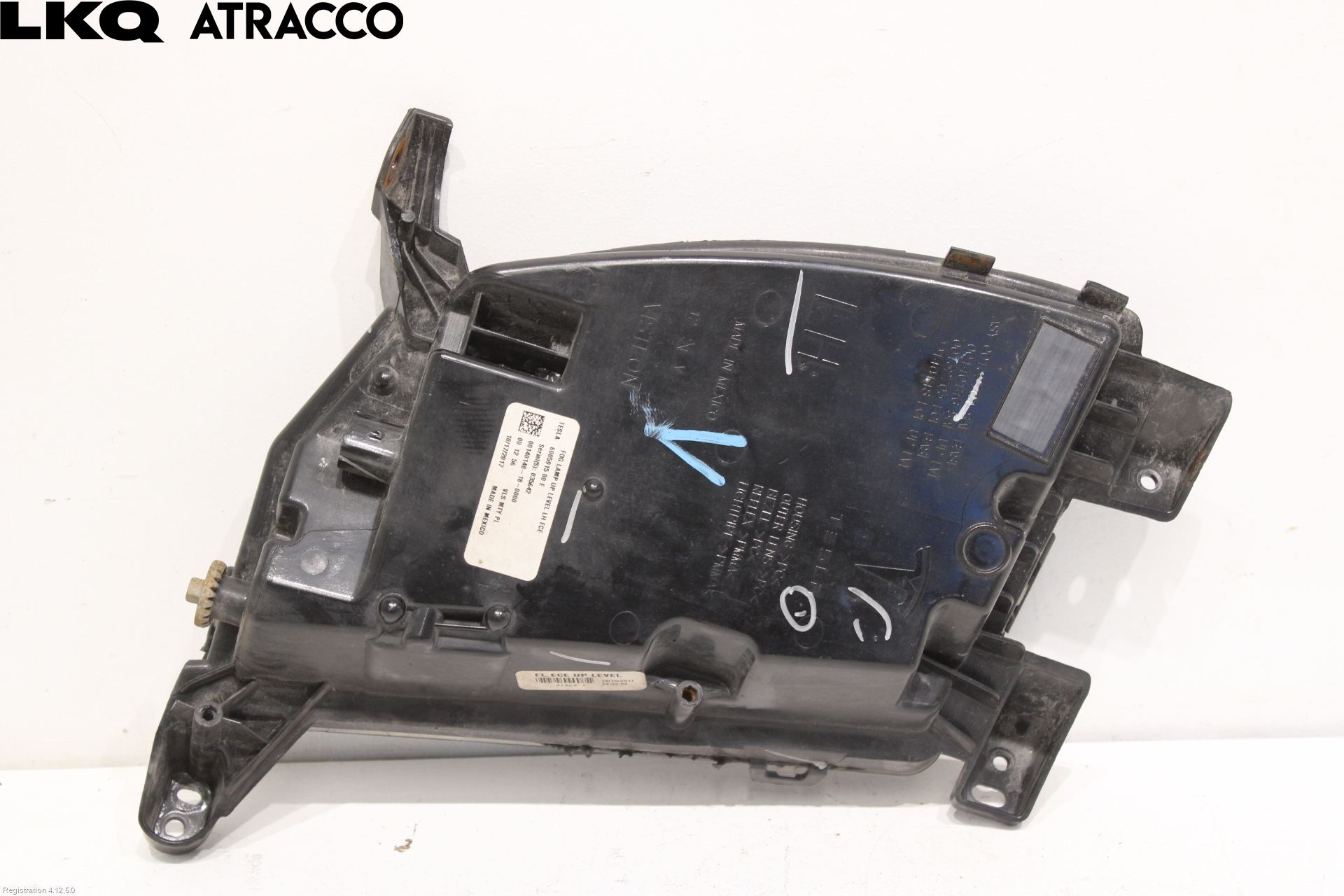 Tesla MODEL S 13- Frontlykt-Kurve-Tåkelys