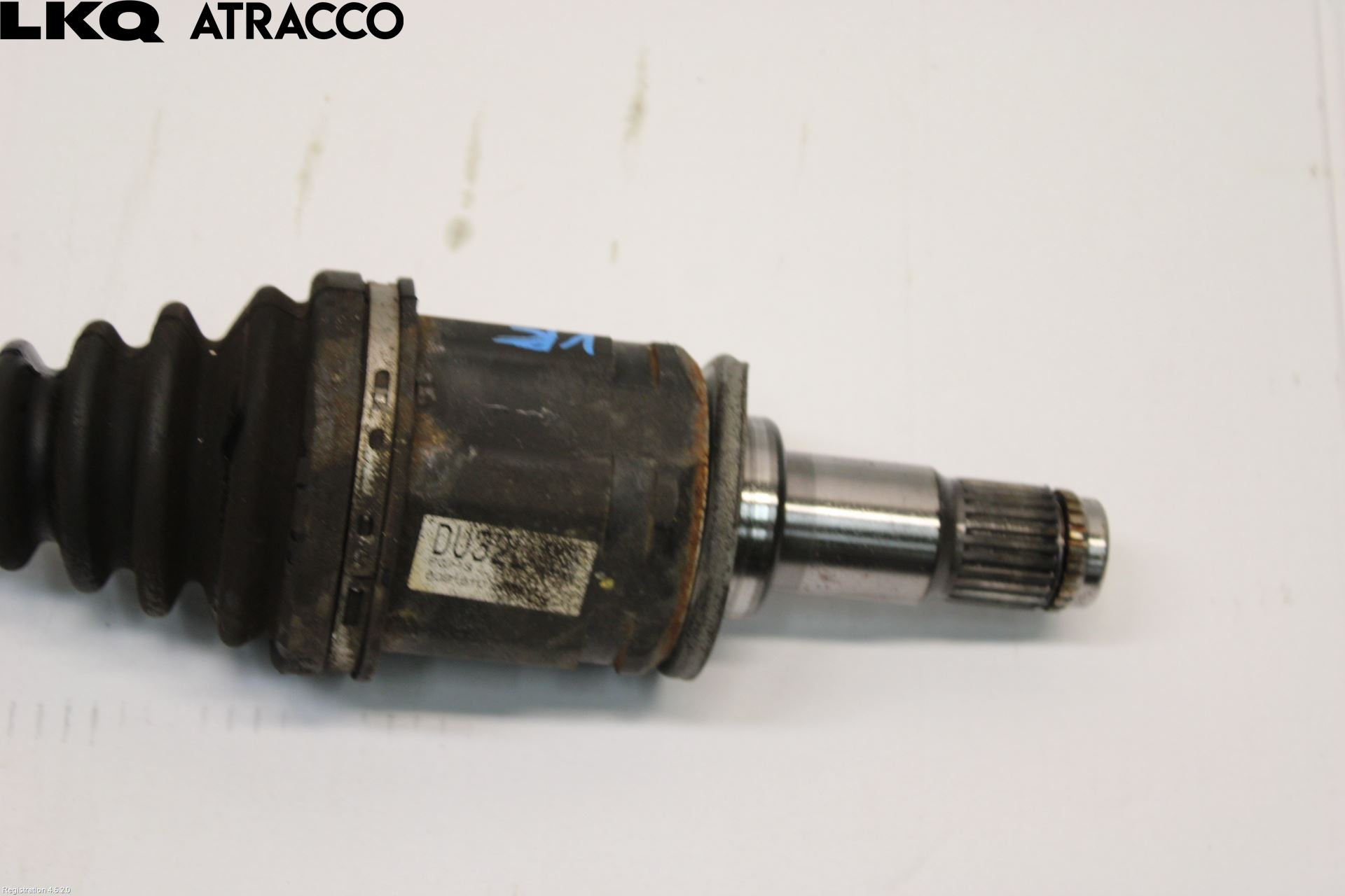 Toyota RAV4 13-18 Drivaksel Foran Kompl Venstre