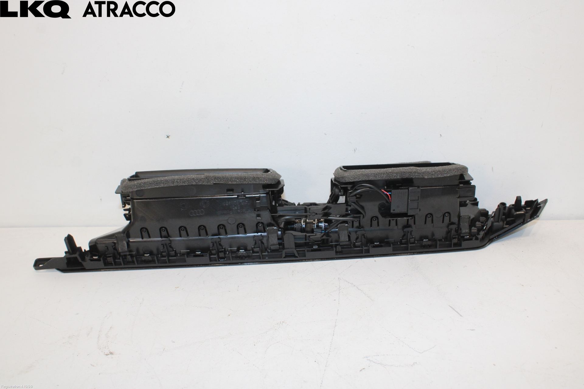 Audi E-TRON, S GE 19- Dashbord Kanal - Dyse