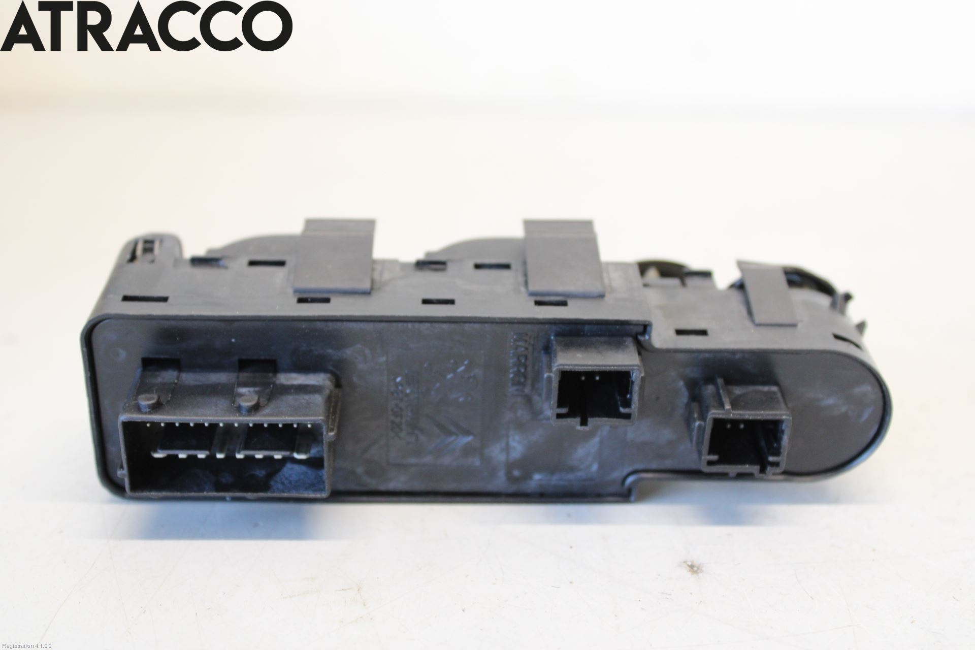 Peugeot 5008 10-16 Bryter Vindusheis