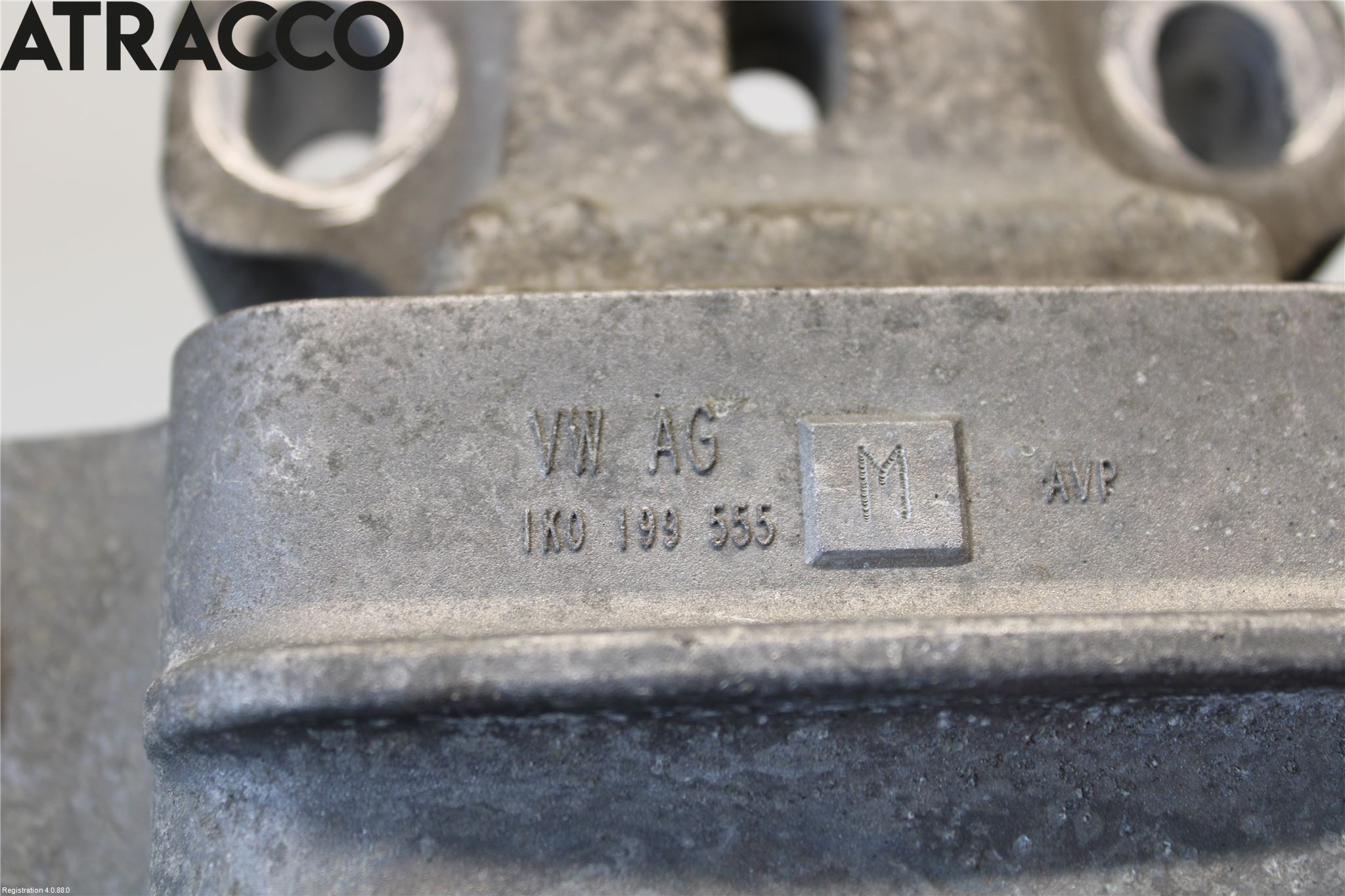 Volkswagen VW GOLF VI 09-13 Motor Feste Gummi