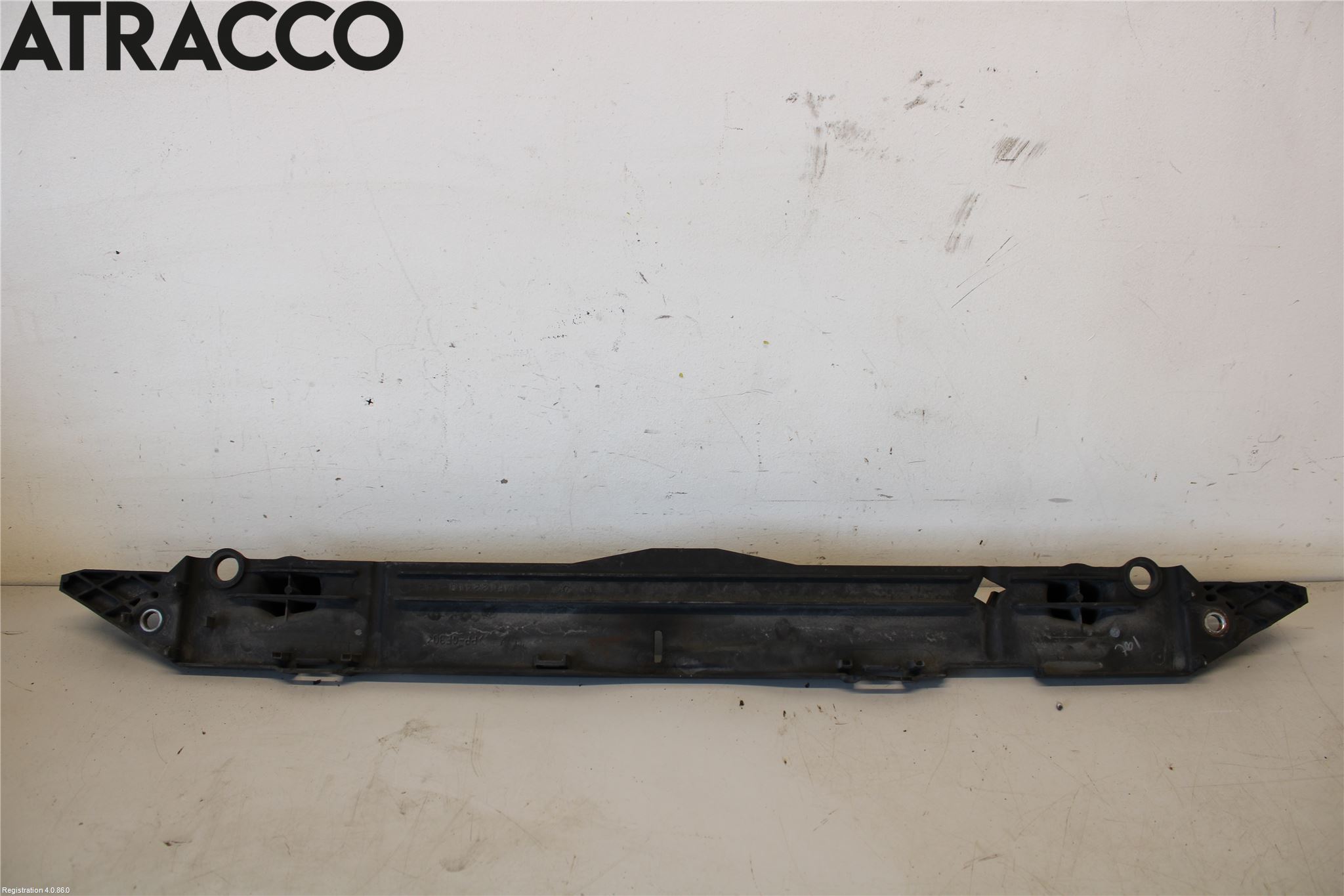 Toyota AURIS 10-12 Radiator Feste - Ramme - Bjelk