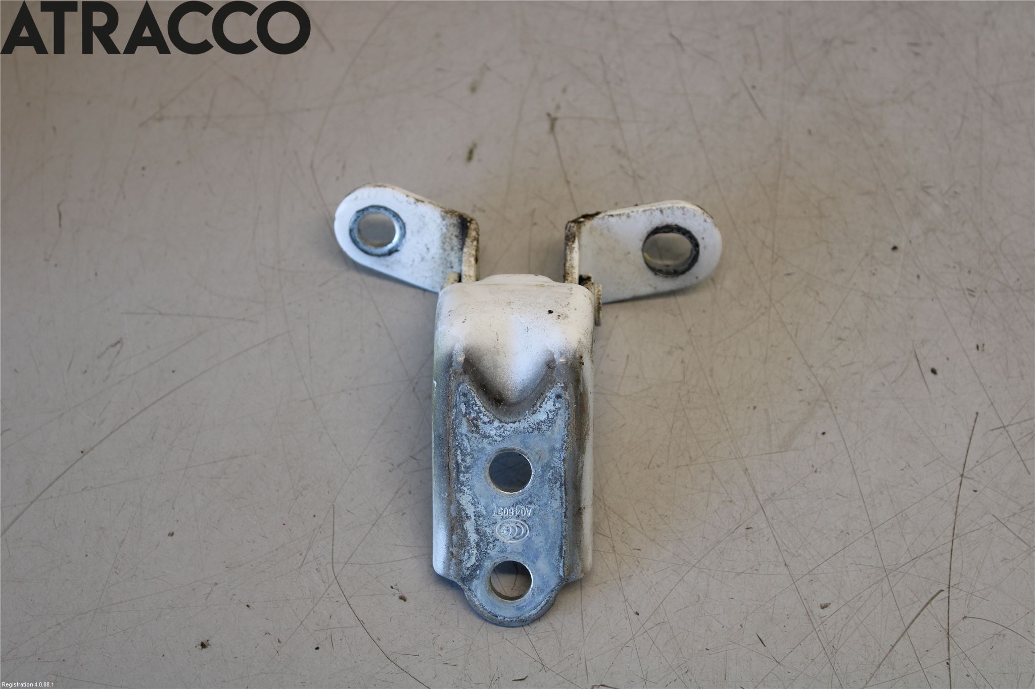 Kia SPORTAGE (SL) 11-15 Dørhengsel