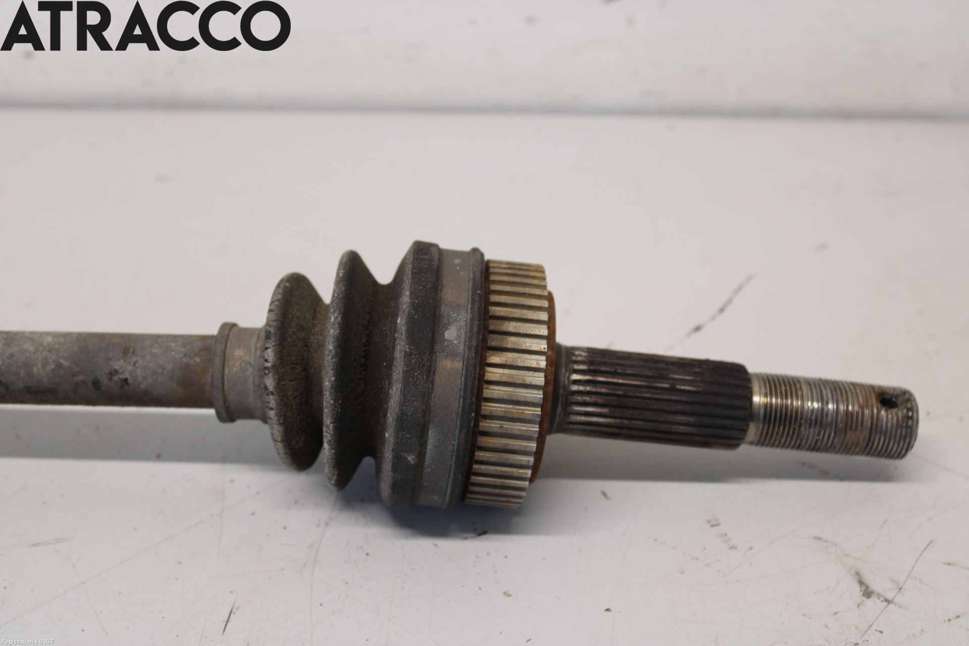 Nissan QASHQAI+2  10-14 Drivaksel Bak Kompl  V = H