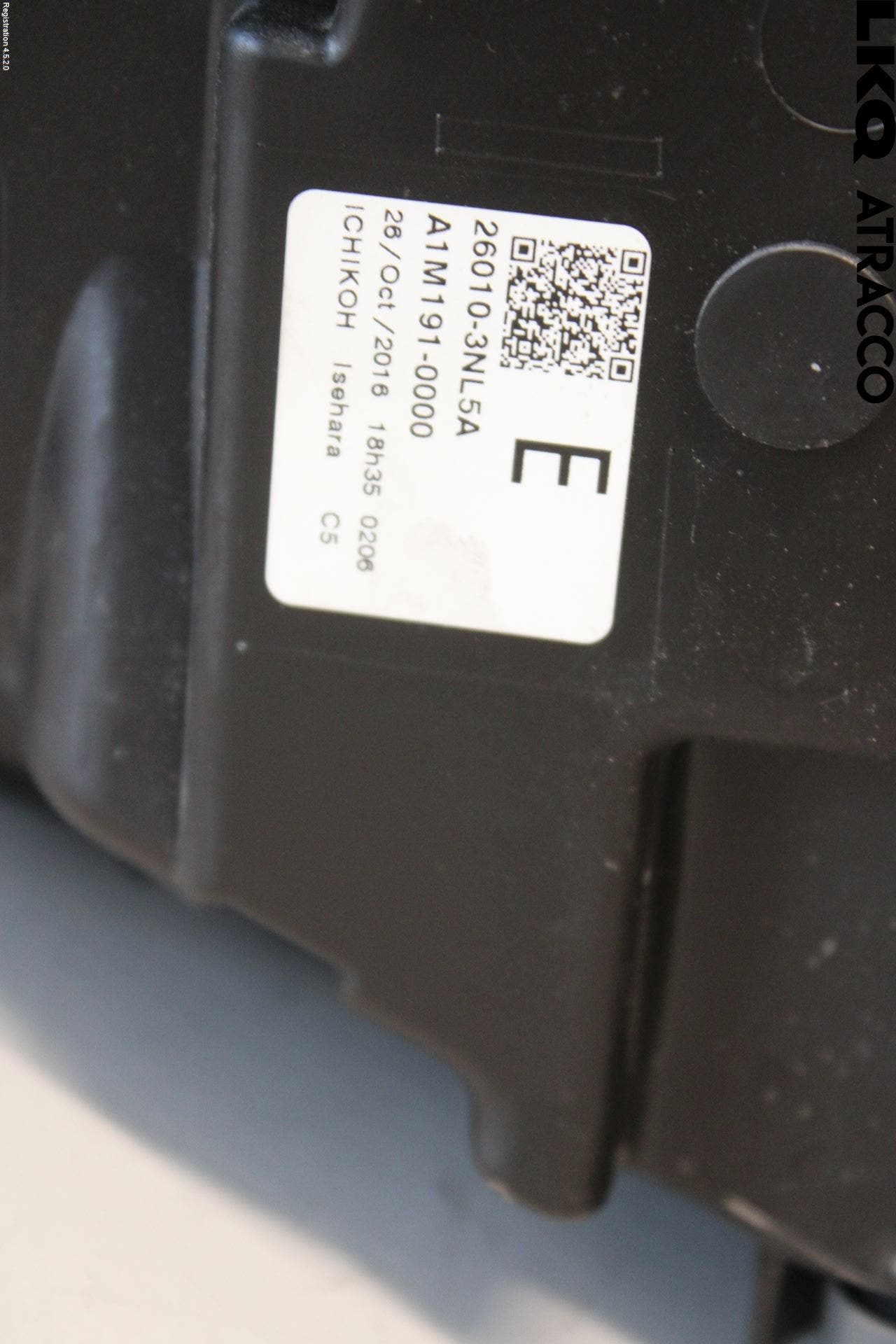 Nissan LEAF 11-17 Frontlykt Høyre