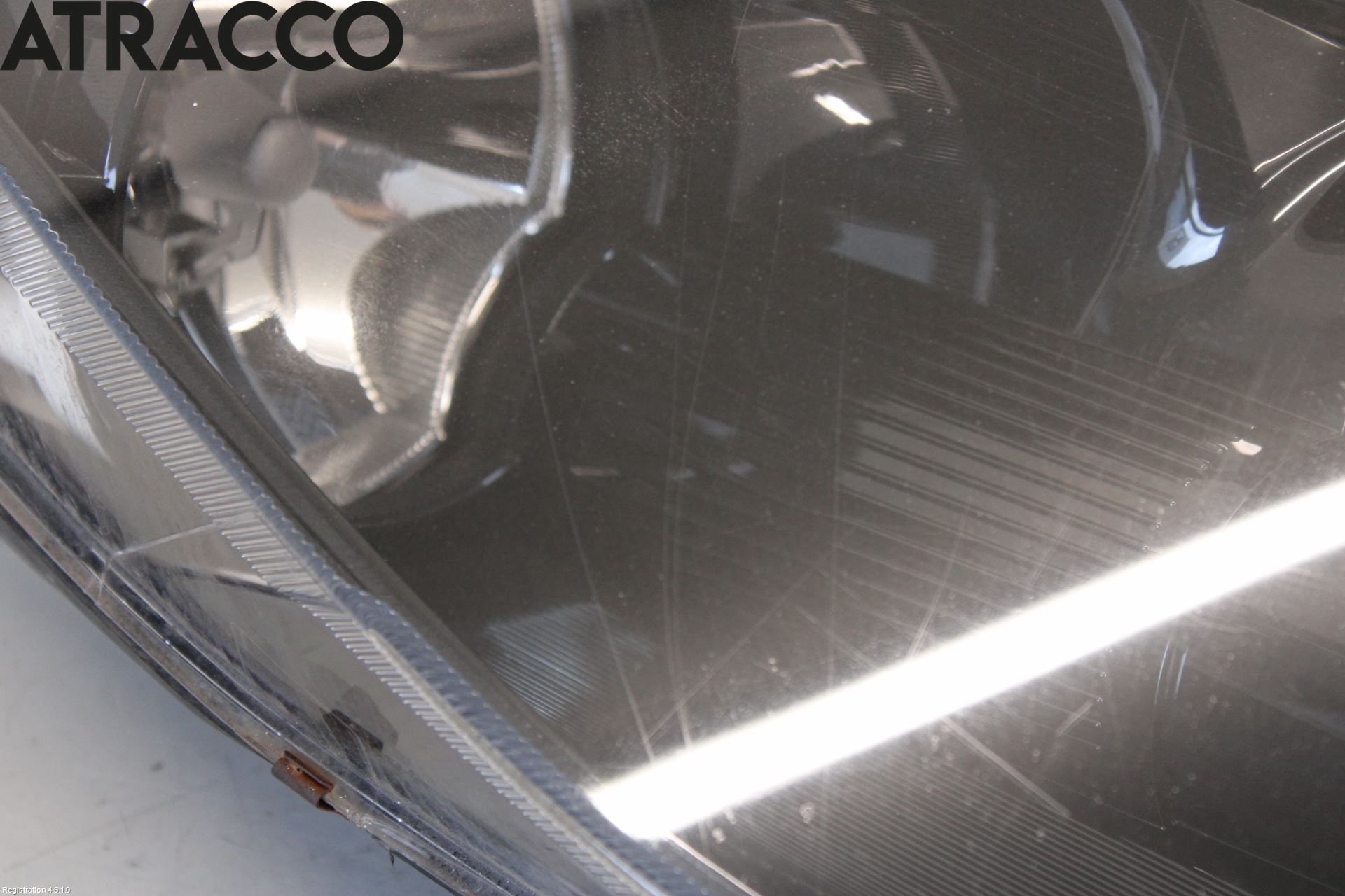 Mitsubishi COLT   04-08 Frontlykt Høyre